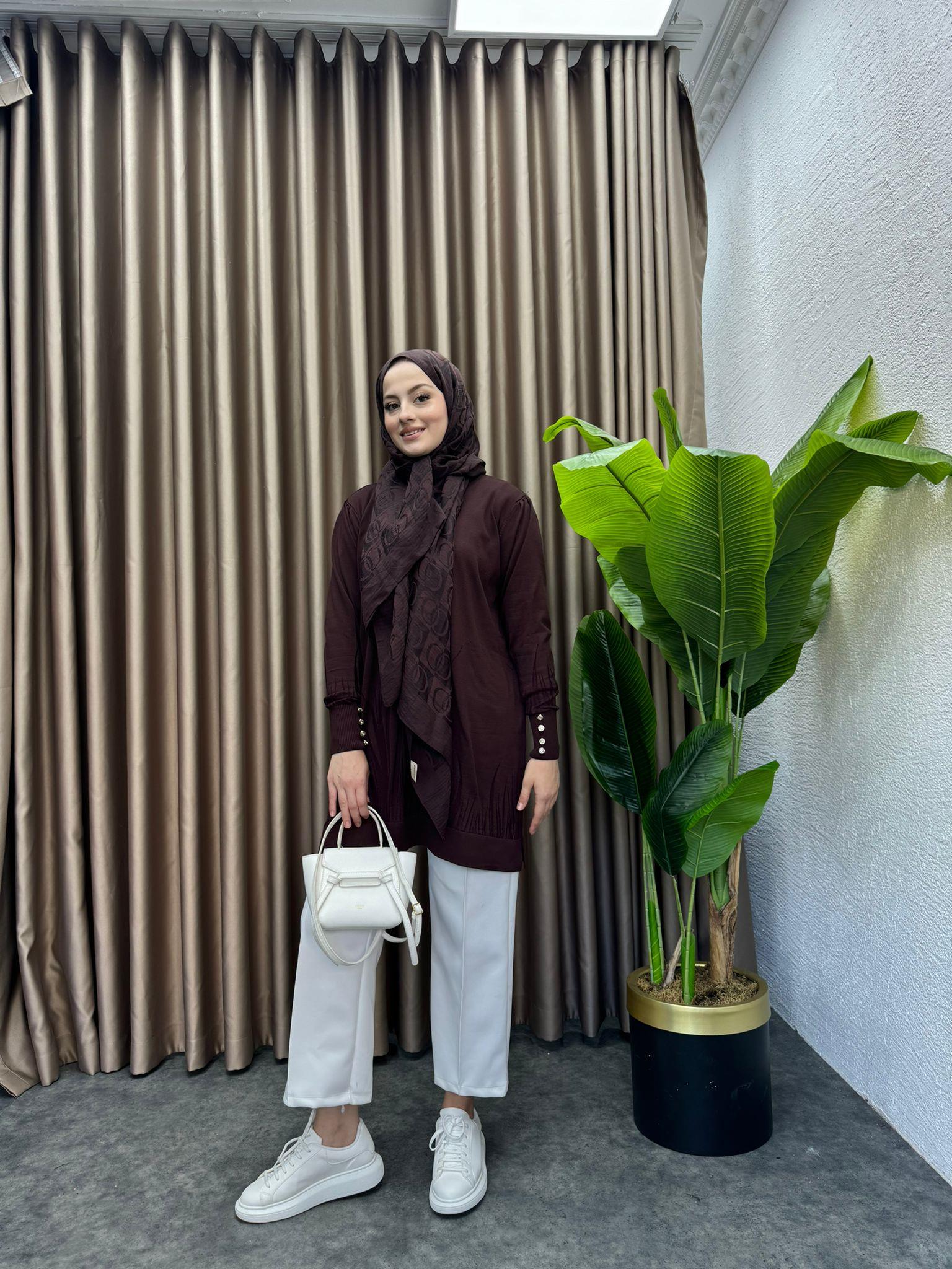 Leaf Pattern Merserized Sweater Brown