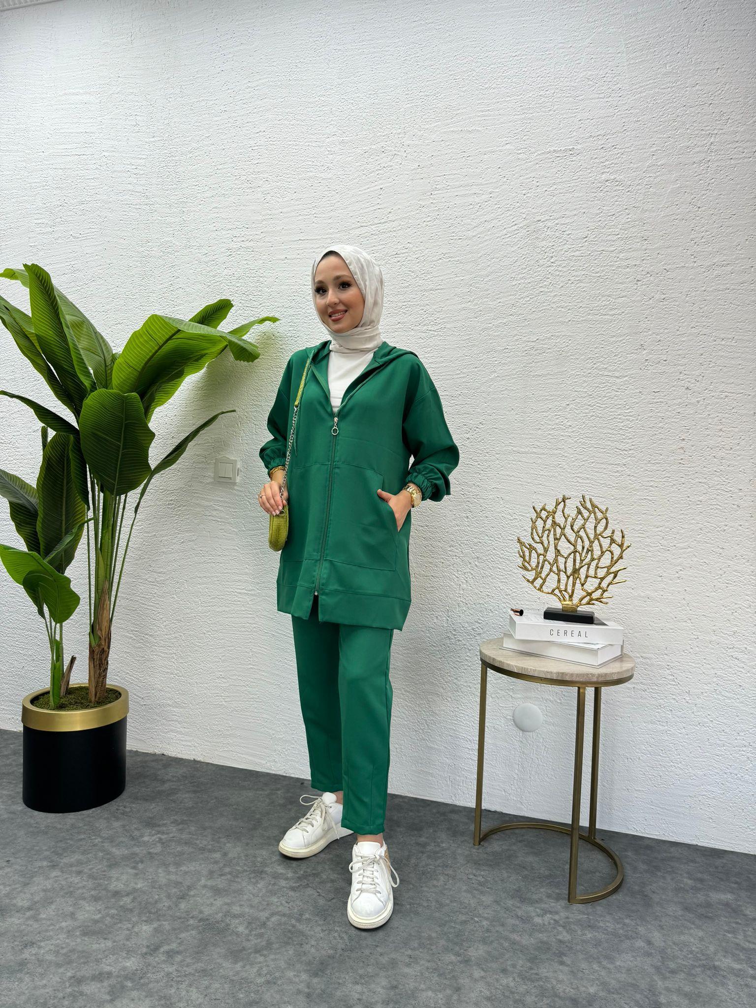 Meyra 2-Piece Set Emerald Green