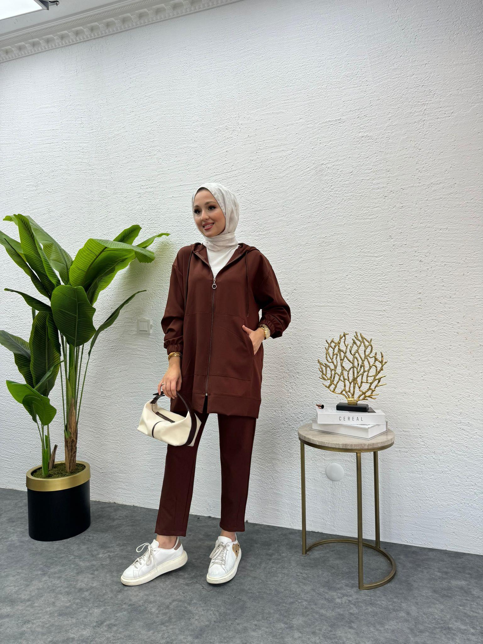 Meyra 2-Piece Set Brown