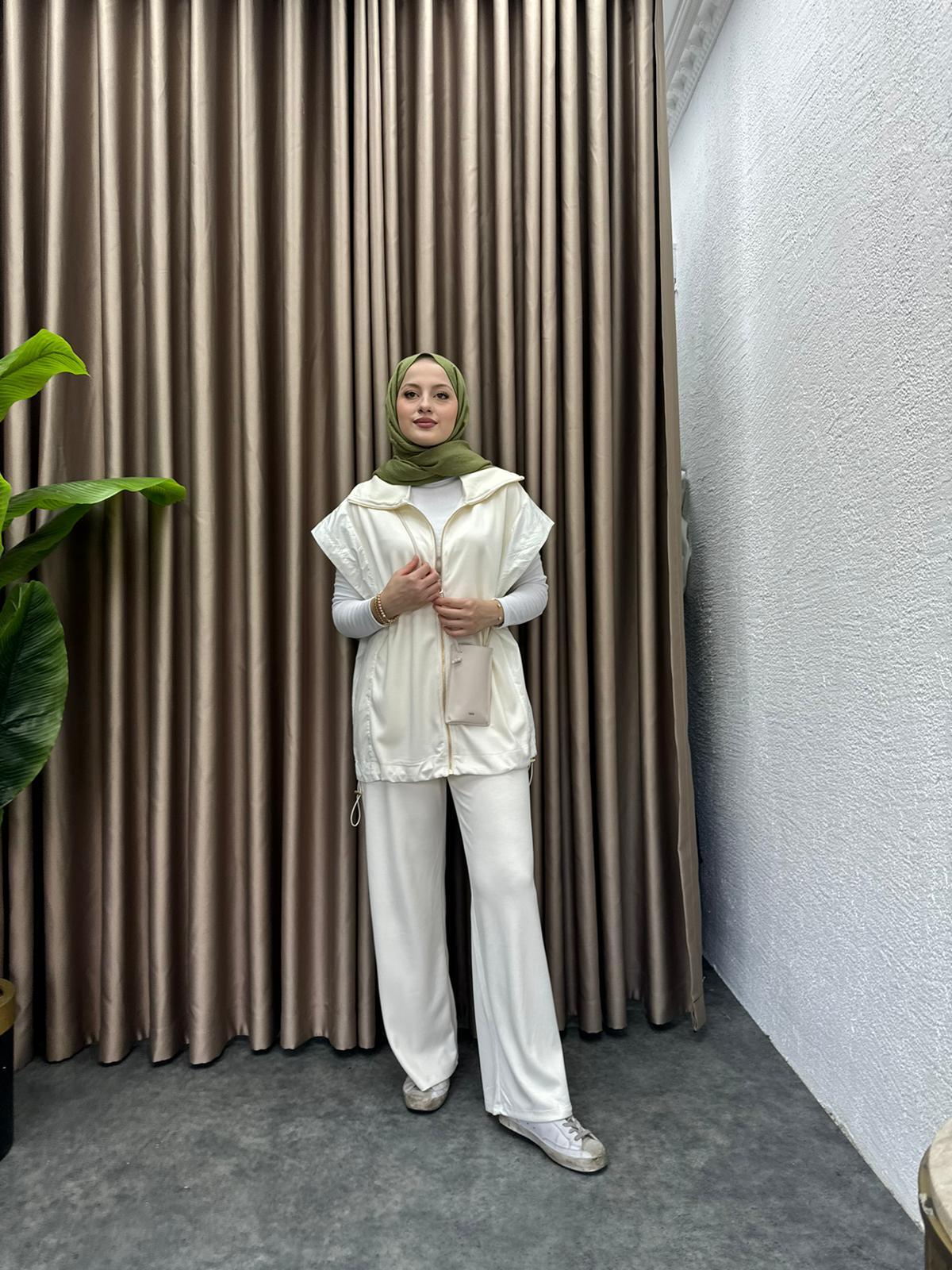 Ribbed Detail Oysh Waistcoat Set Beige