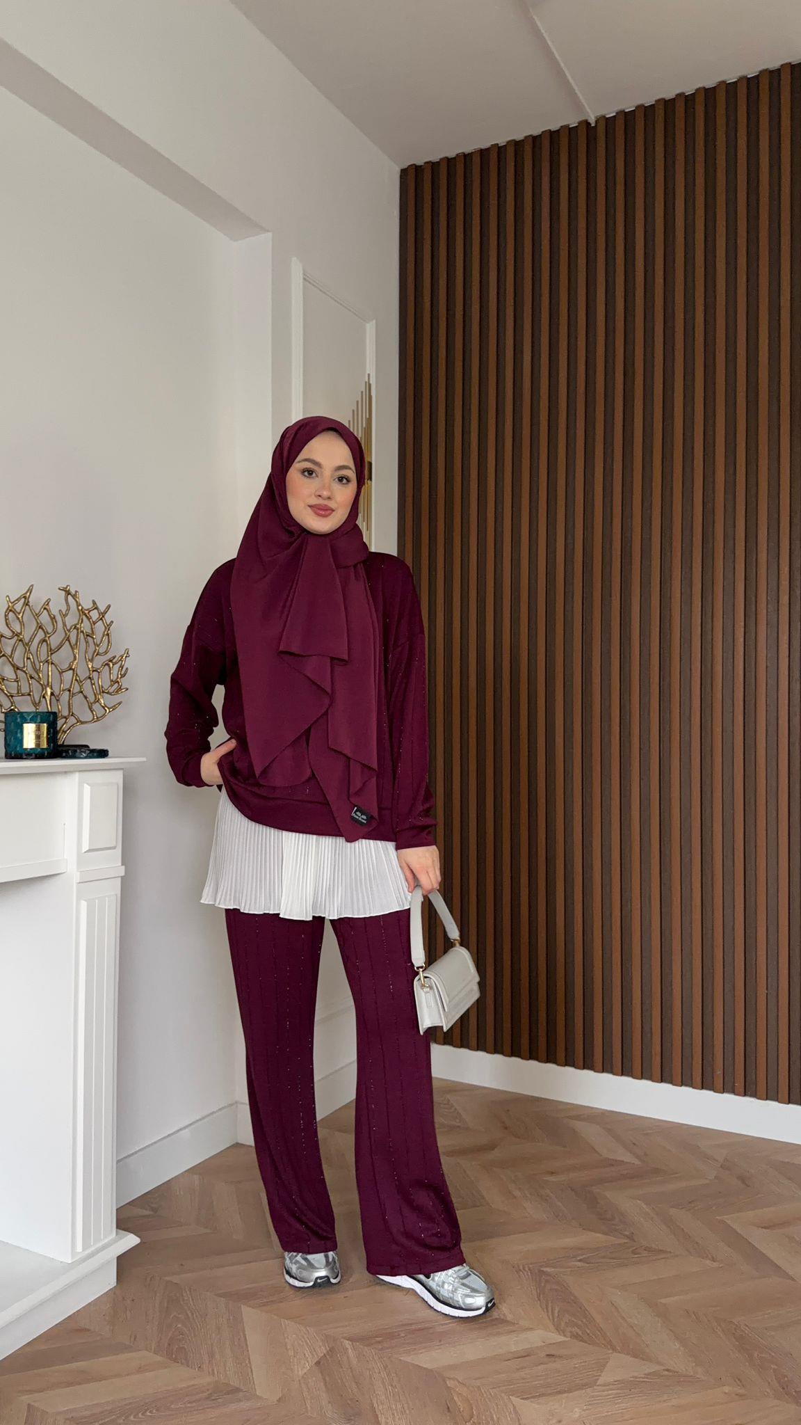 Sport Embellished Oysh 2-Piece Set Burgundy