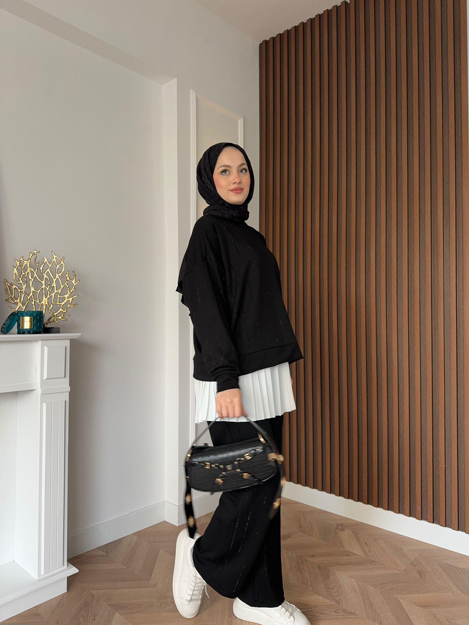 Sport Embellished Oysh 2-Piece Set Black