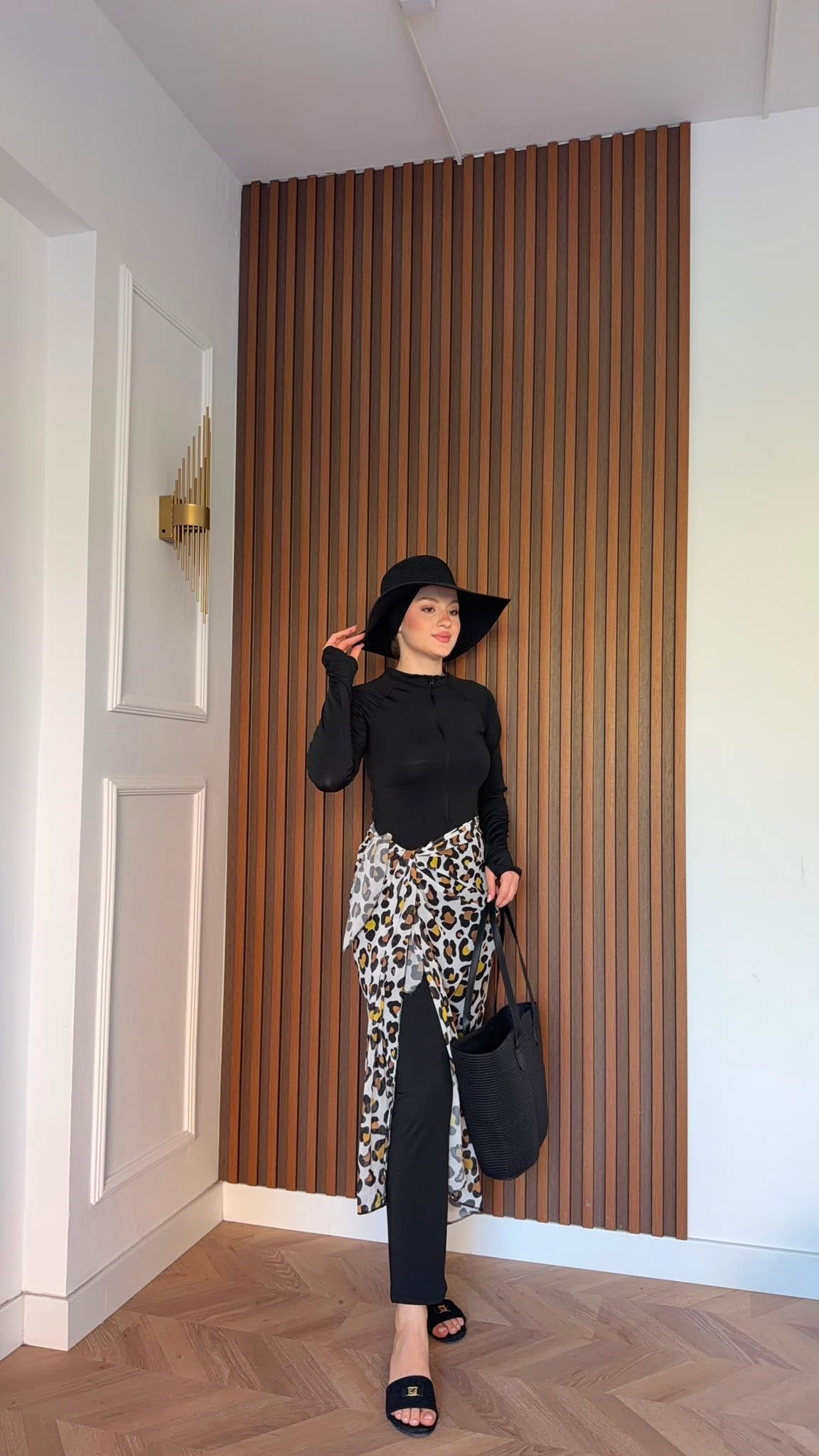 MEYSADESIGN TESETTÜR PAREO Leopar Desenli Beyaz Bel Pareosu