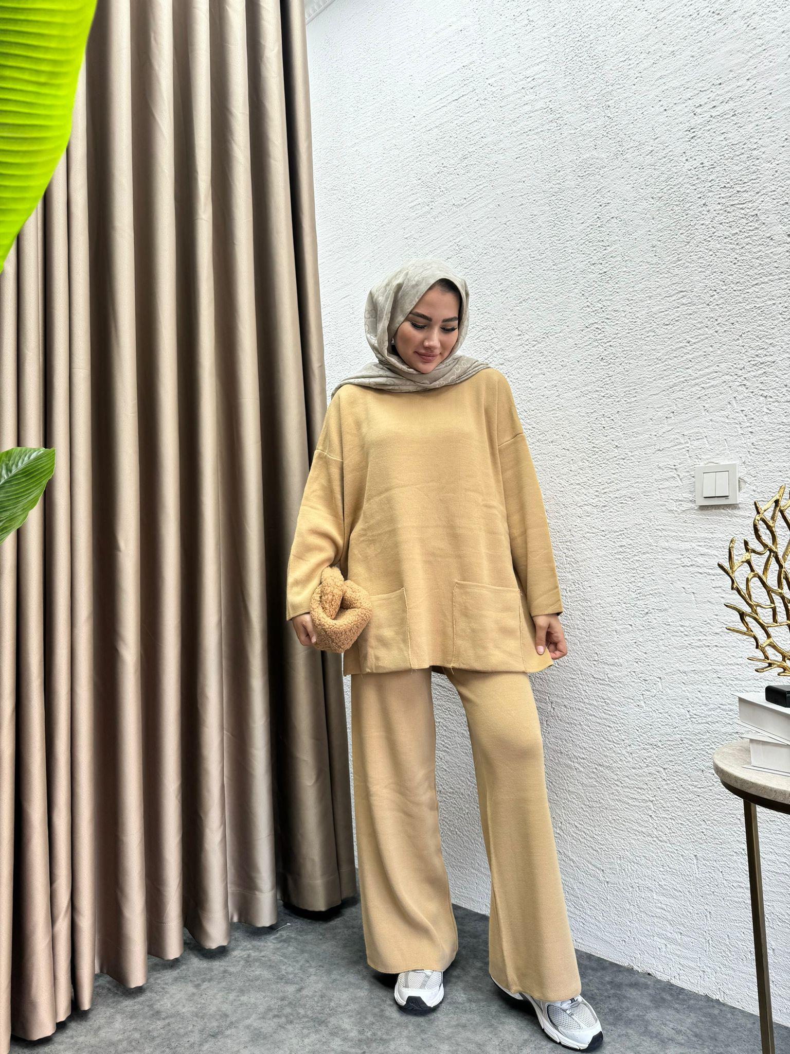 Pocket Detail Knit Set Brown