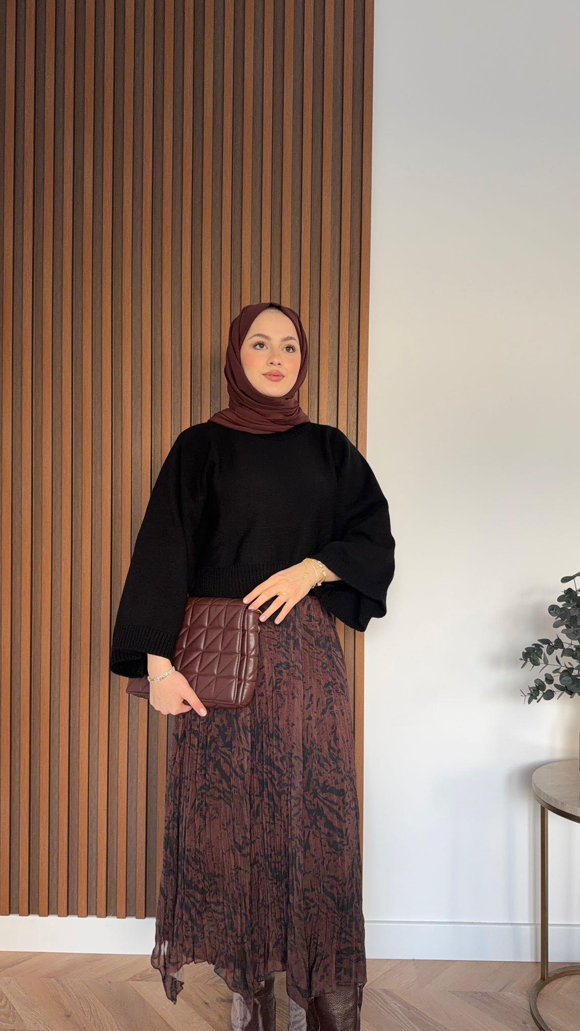 MEYSADESIGN TESETTÜR TRİKO Crop Etek Üstü Triko Kazak Siyah