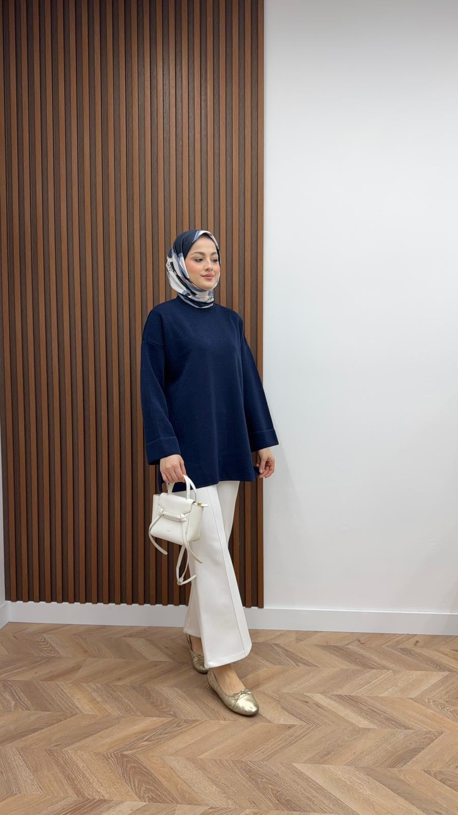 Simon Knitted Sweater Navy