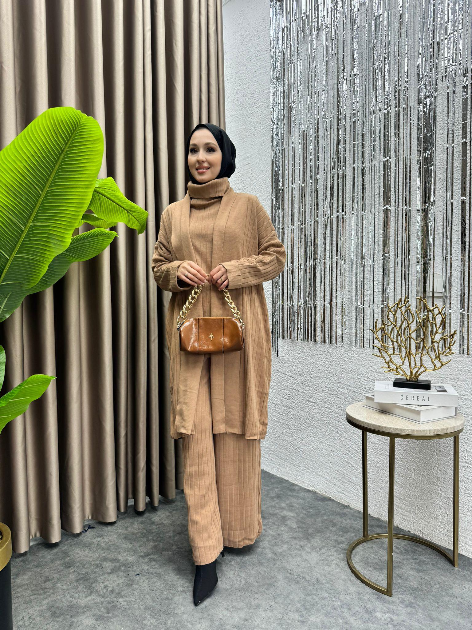 3-Piece Knit Set Brown