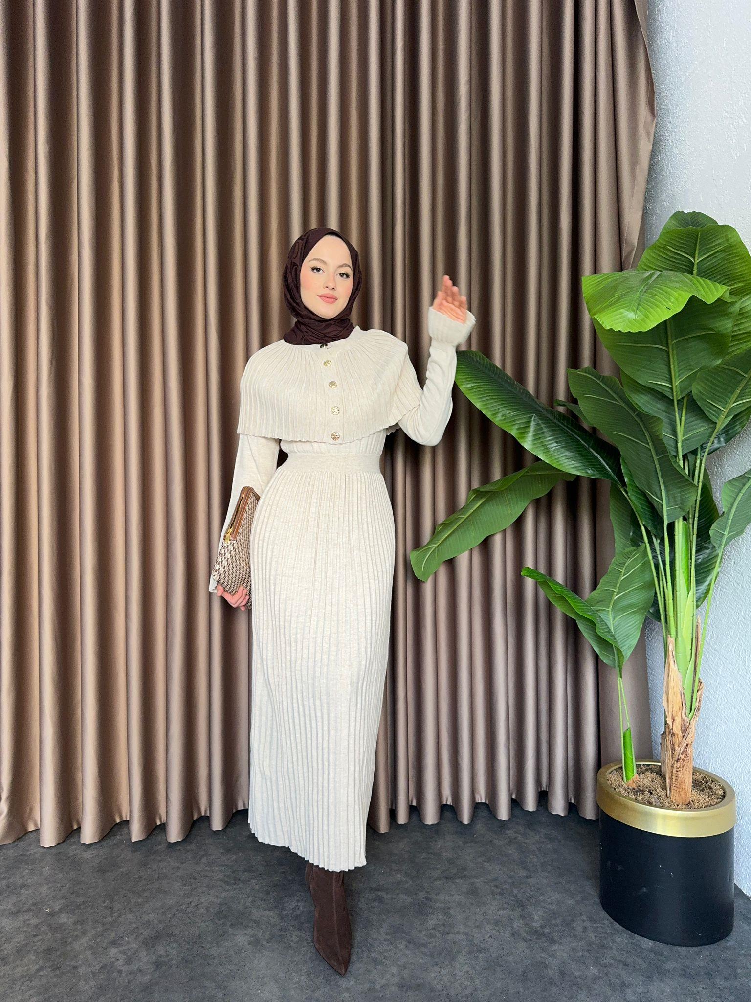 Cape Knit Dress Beige