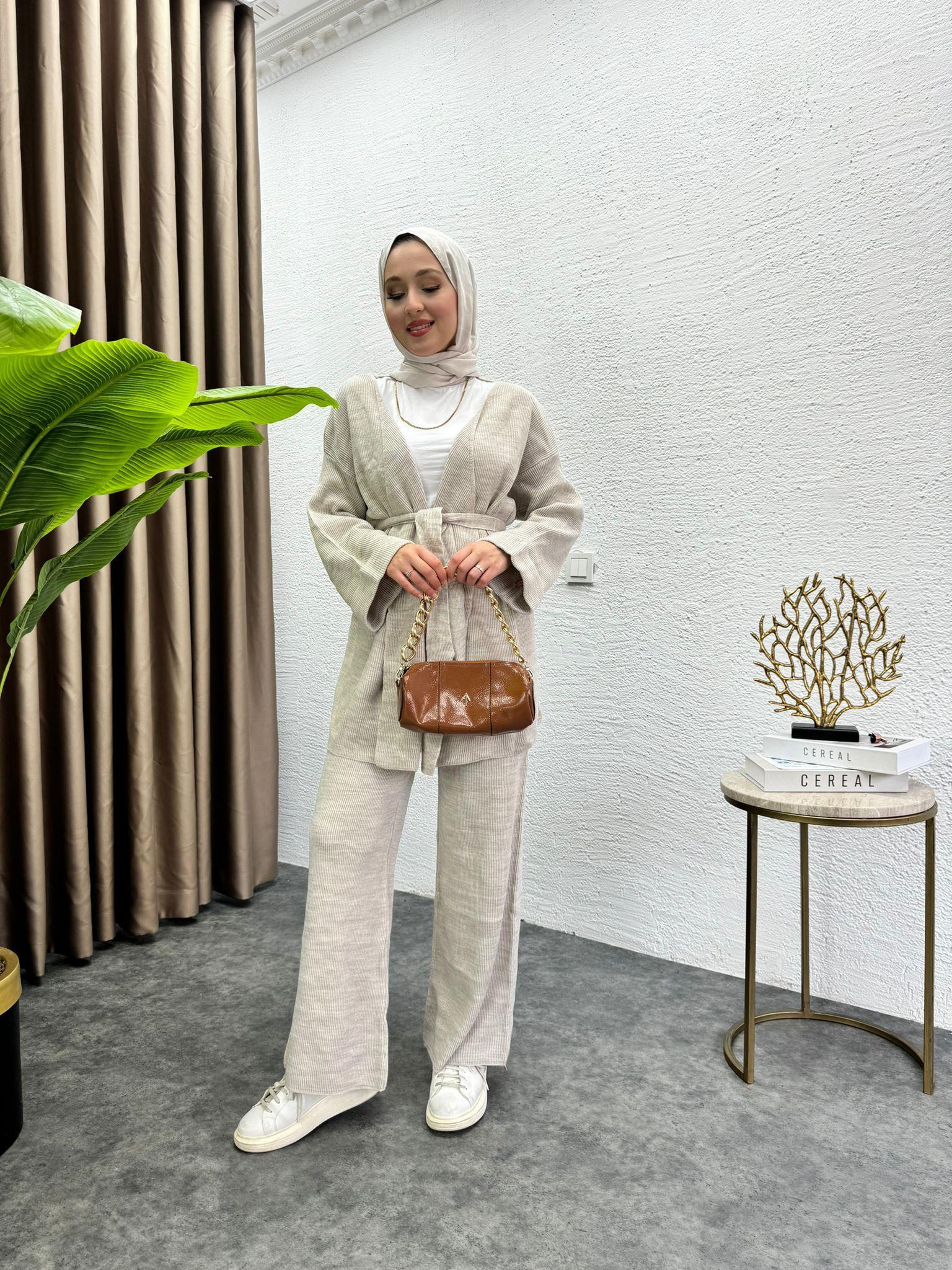 Waist-Tie Dress Knit Set Beige