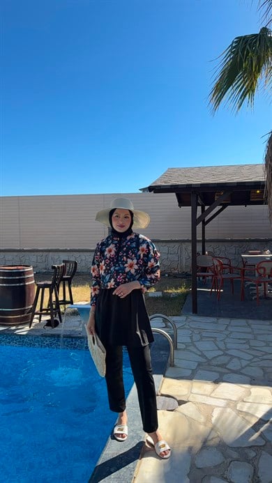 MEYSADESIGN TESETTÜR MAYO Flowers Desenli Üçlü Mayo Seti Lacivert Çiçek