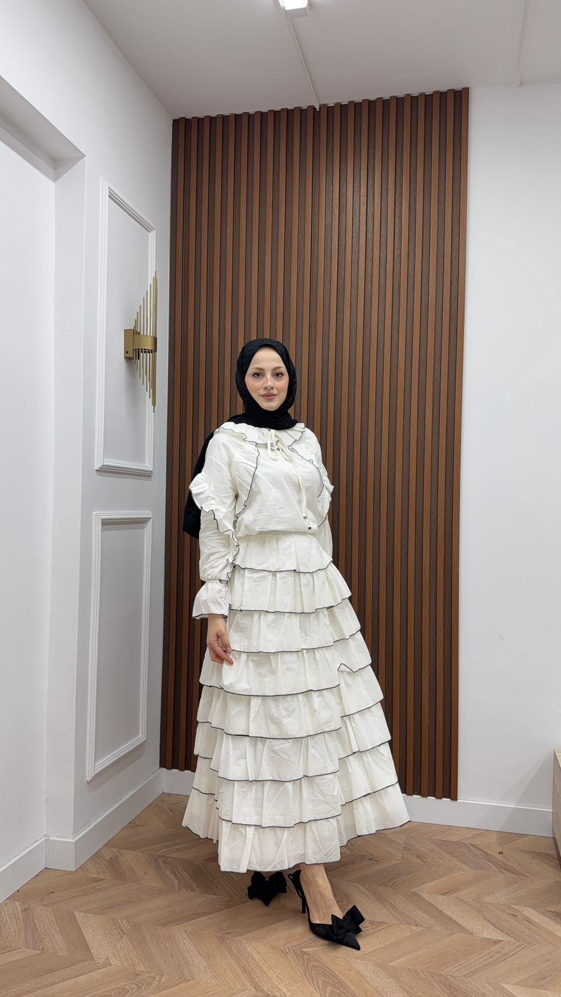 MEYSA ETEK TAKIM Biyeli Katkat Vual Etekli Takım Ekru