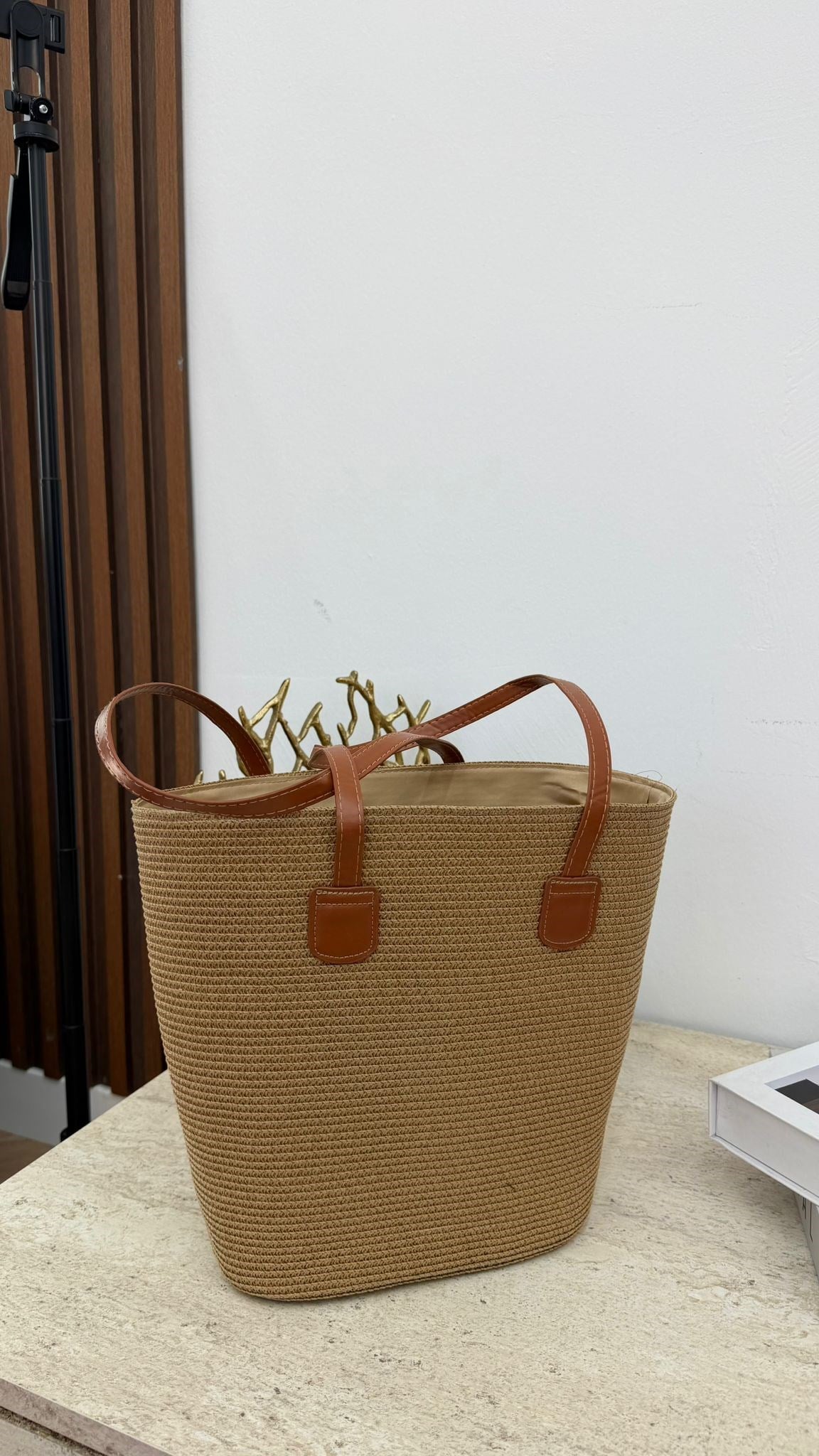 MEYSA HASIR ÇANTA Klasik Siyah Deri Kulplu Hasır Çanta Camel - CNT2005