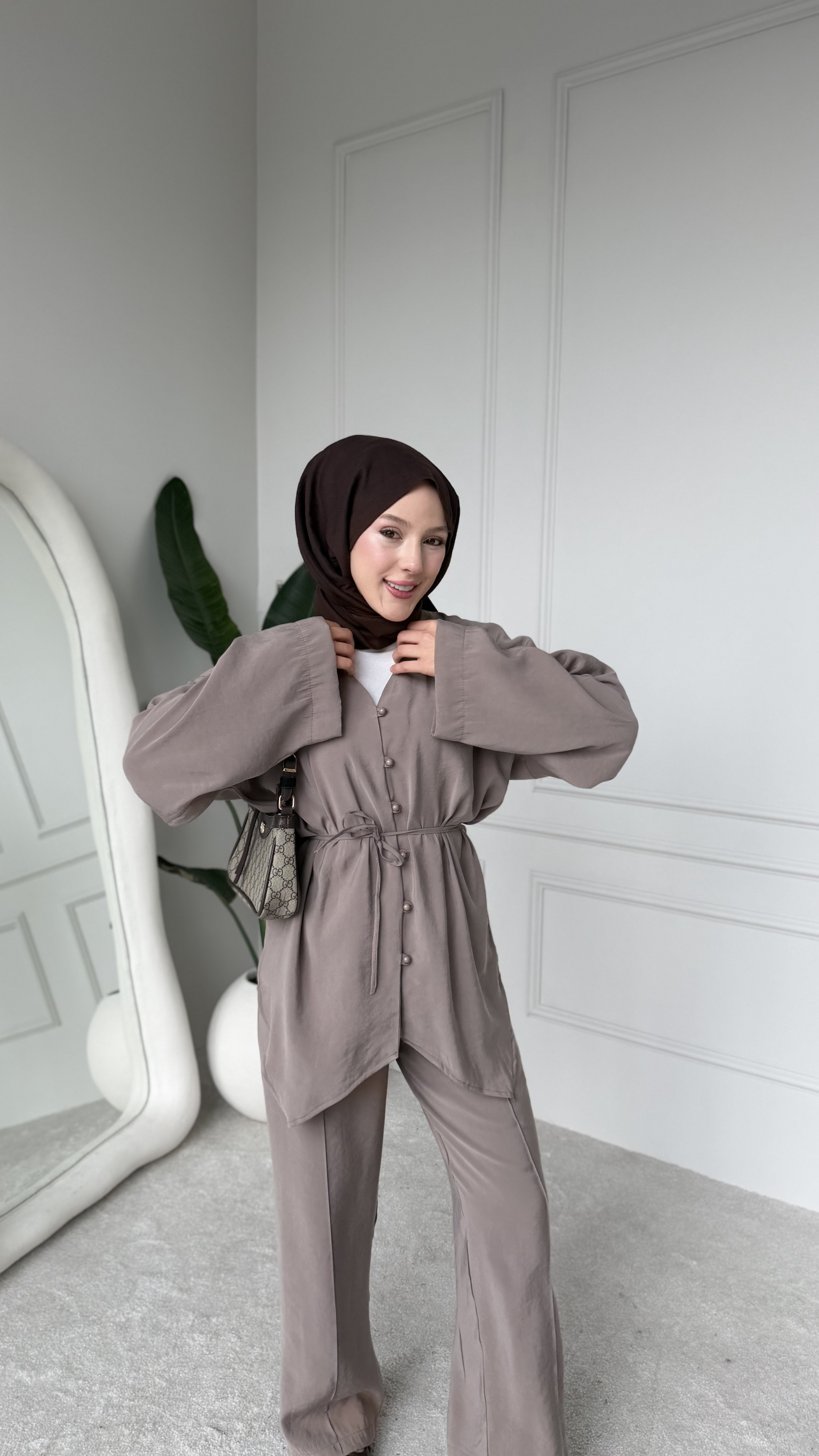 MEYSA TROUSER SETS Amanda Krep Pantolonlu Takım Vizon