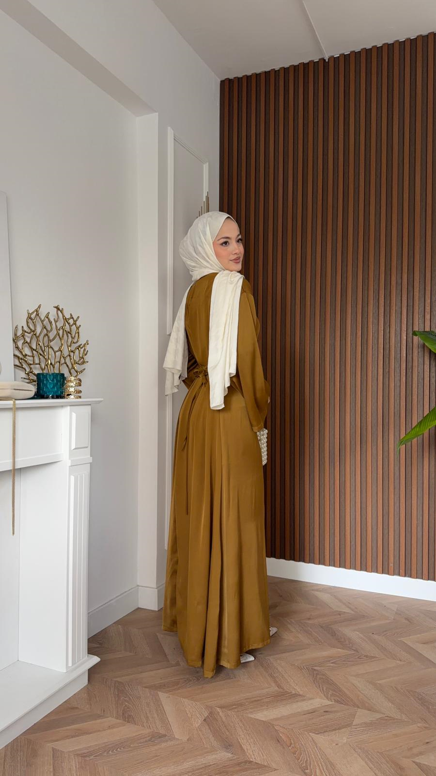 Kiss Satin Waist-Tie Dress Dress Oil Green