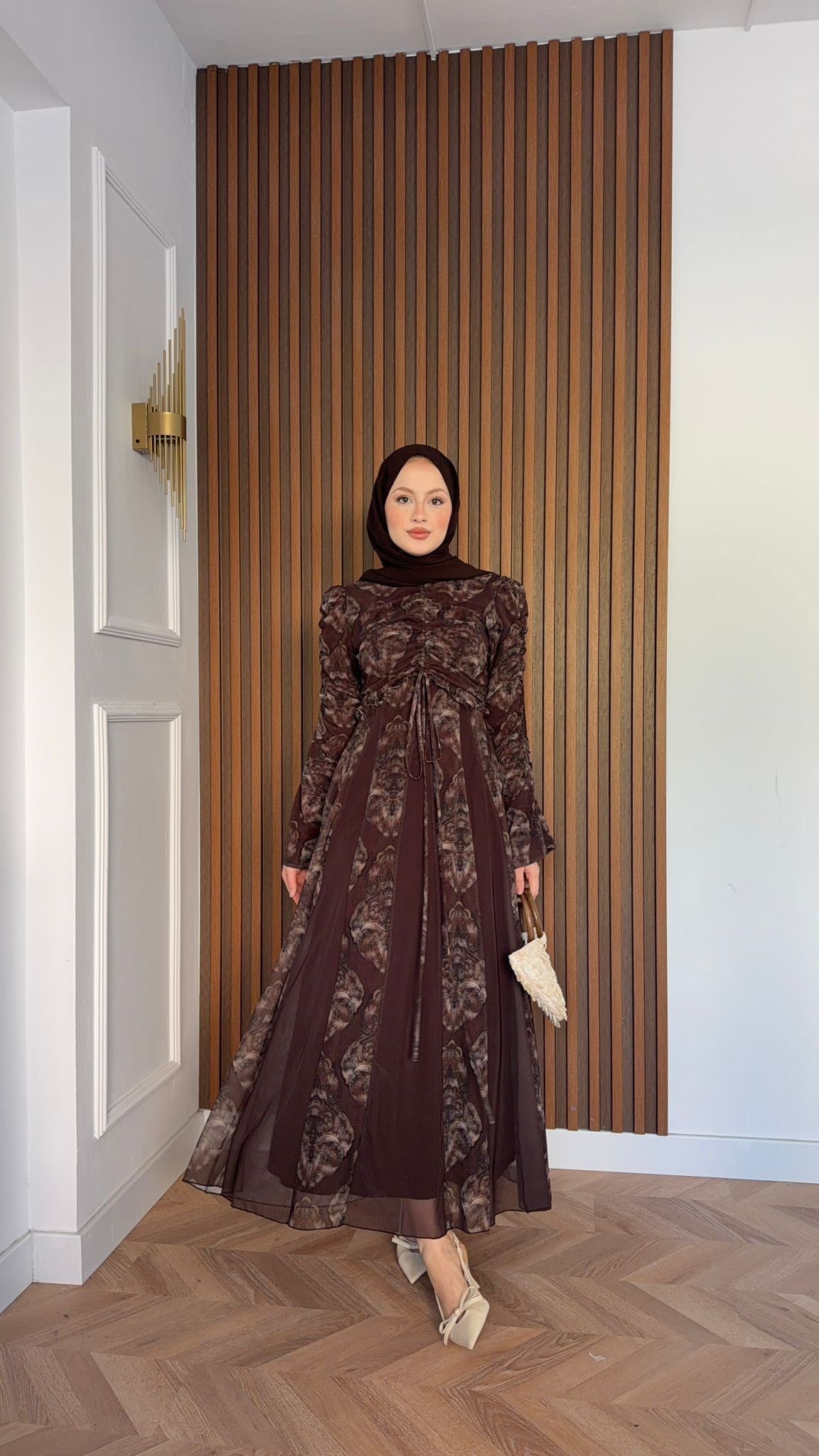 MEYSADESIGN ELBİSELER Lara Baskılı Desenli Şifon Elbise Kahve