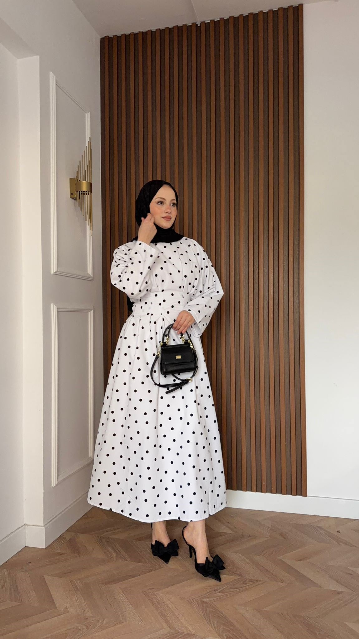 MEYSADESIGN ELBİSELER Puantiyeli Beli Pensli Elbise Beyaz