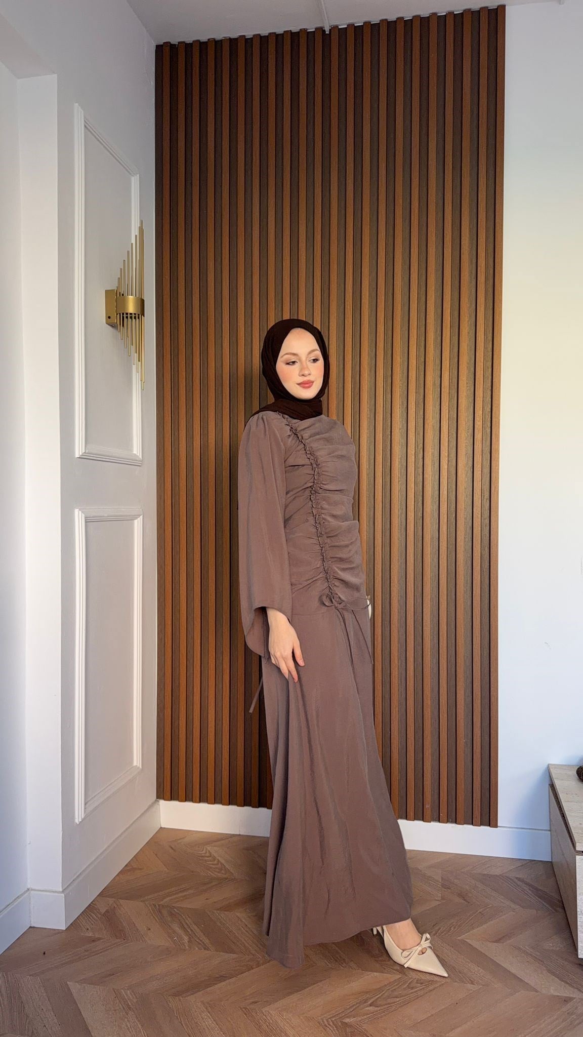 MEYSADESIGN ELBİSELER Selvi Büzgülü Tensel Elbise Acı Kahve