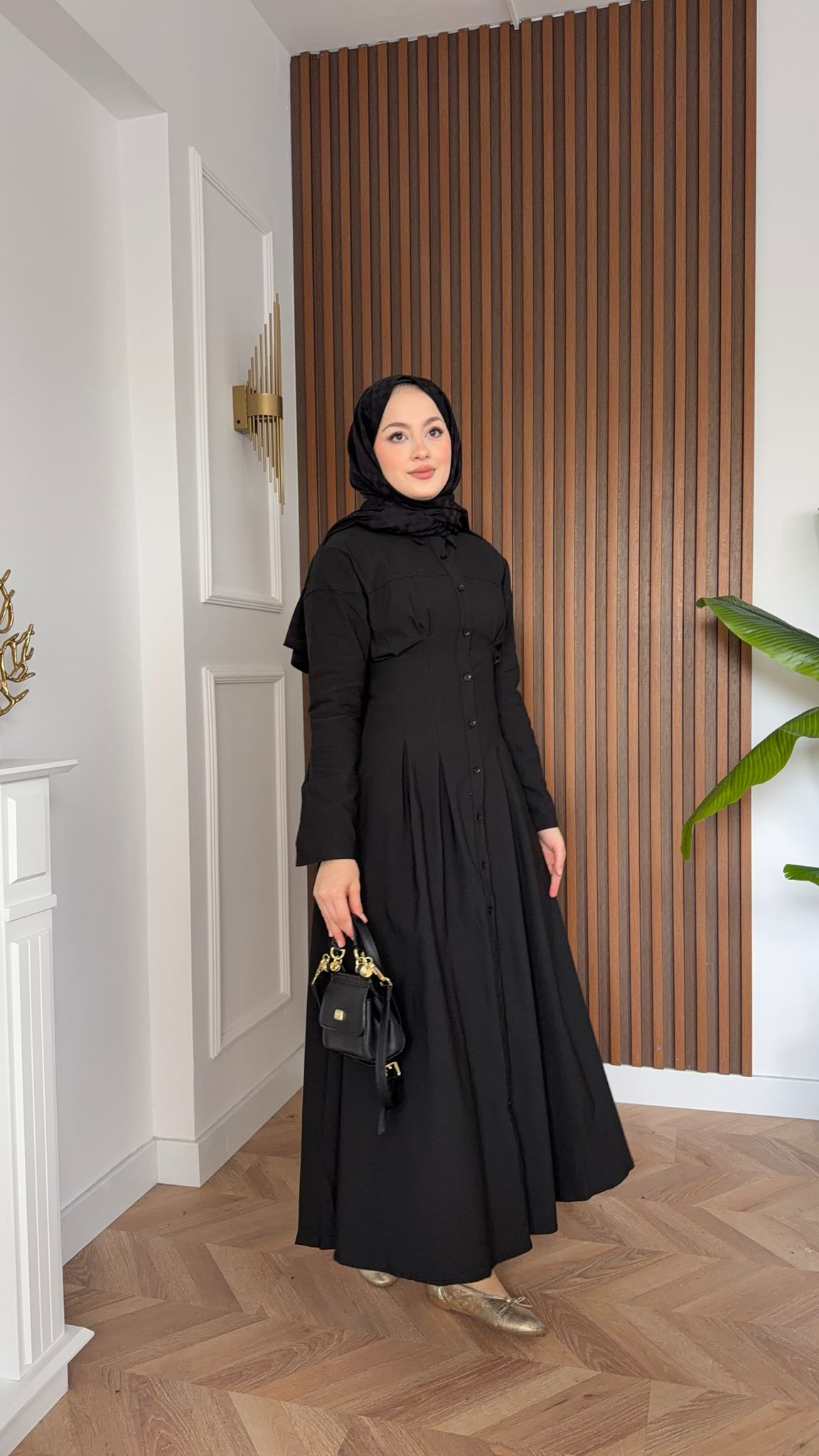 ZR-Inspired Darted Dress – Black