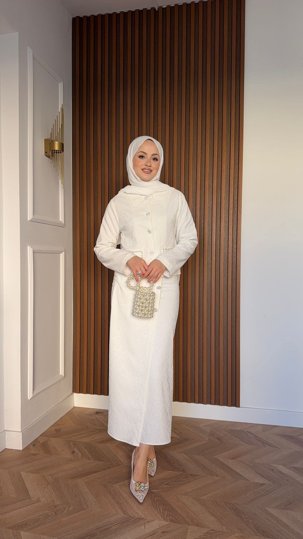 MEYSADESIGN SKIRT SETS İnci İşlemeli Kalem Etekli Takım Beyaz