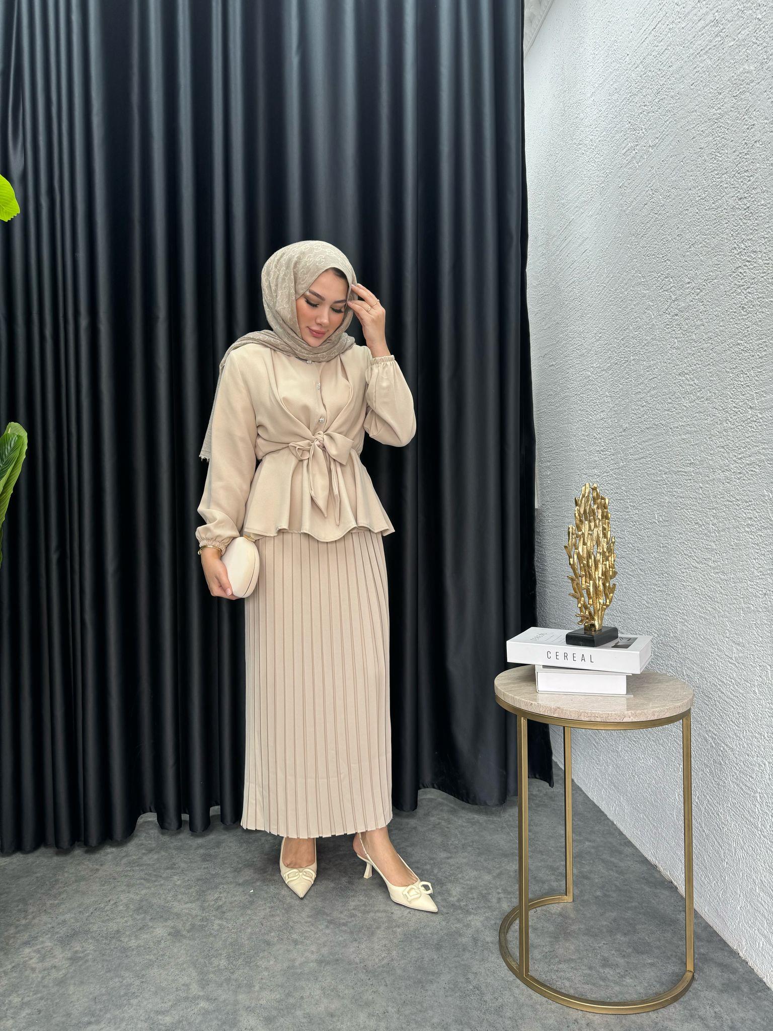 Pleated Skirt Waist-Tie Dress Crepe Skirt Set Beige