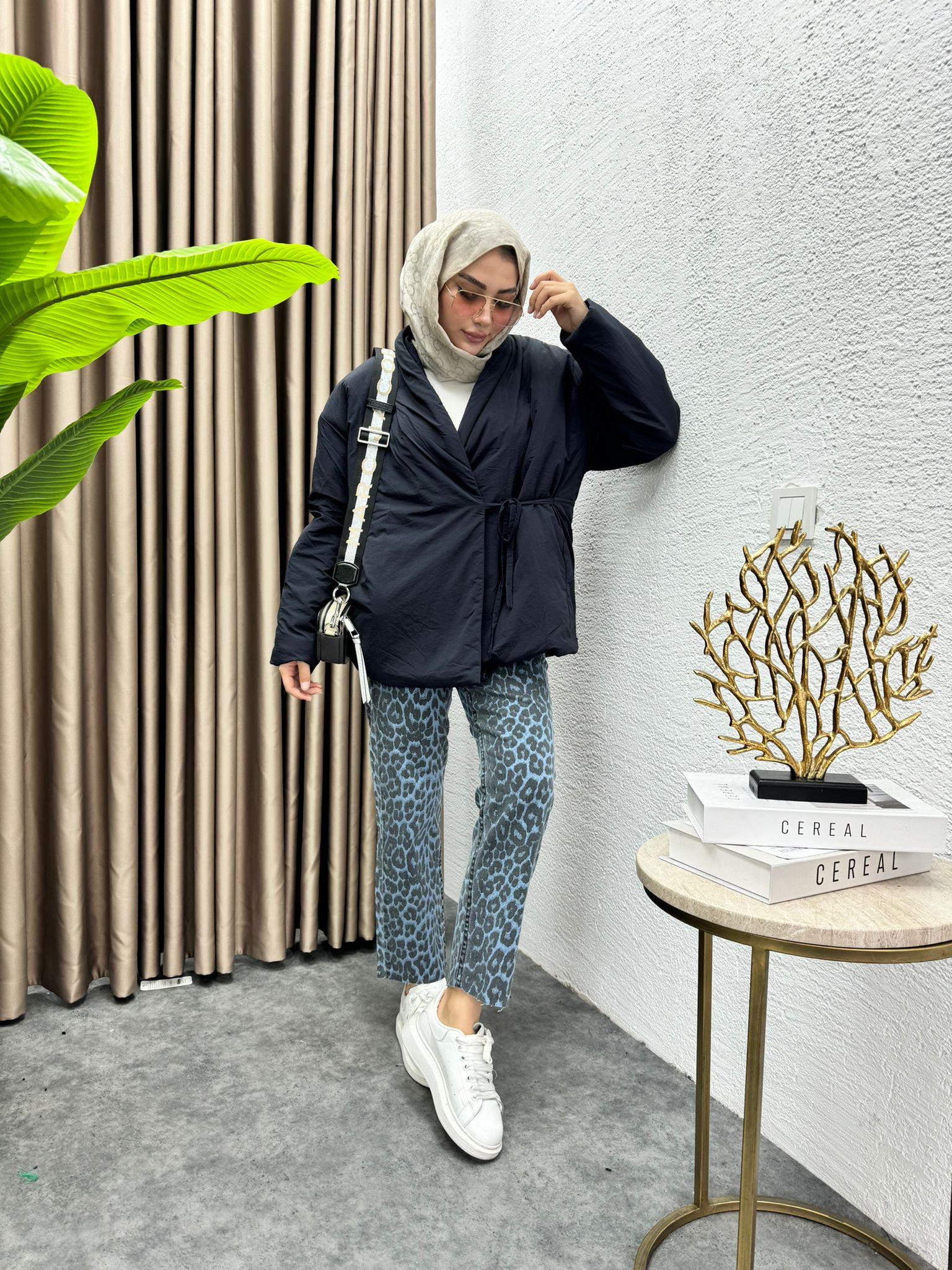 Blue Leopard Patterned Boyfit Jean