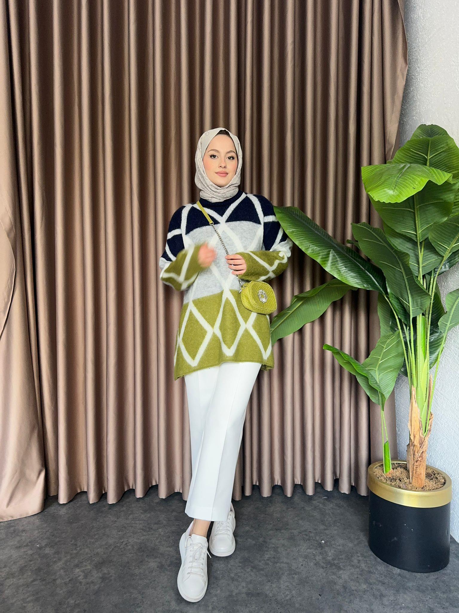 Patterned Knitted Sweater Green