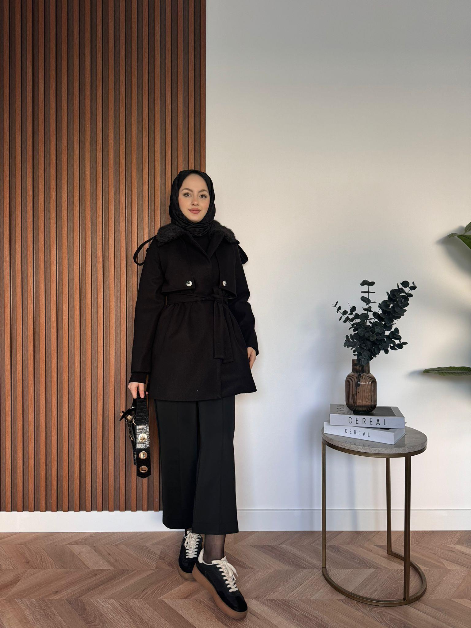 Stamp Fur Collar Coat Black