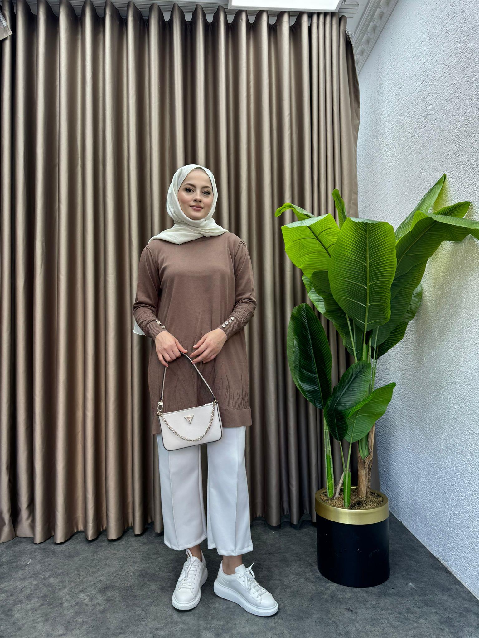 Leaf Pattern Merserized Sweater Brown