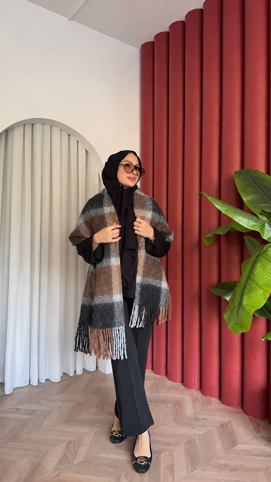 MEYSADESIGN OMUZ ATKISI Ekose Desenli Atkı Siyah 