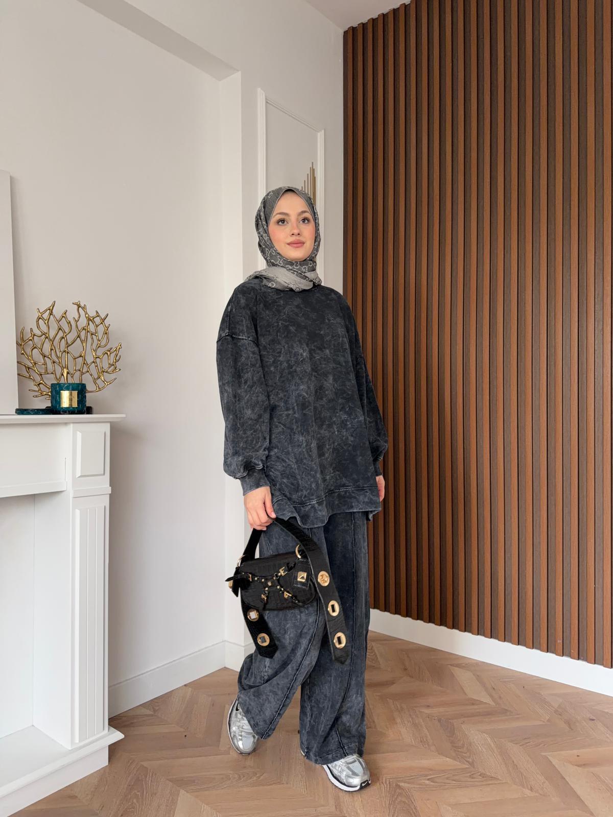 Batik Patterned Sport 2-Piece Set Black