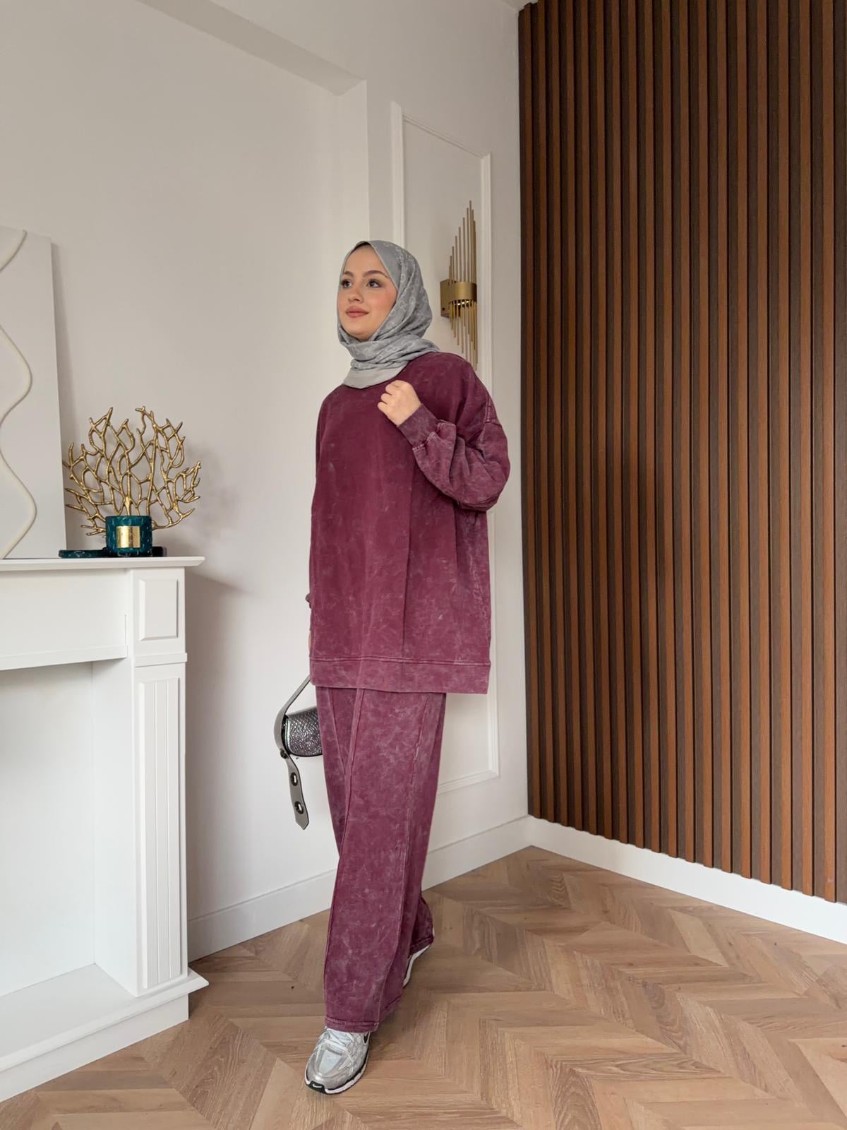 Batik Patterned Sport 2-Piece Set Burgundy