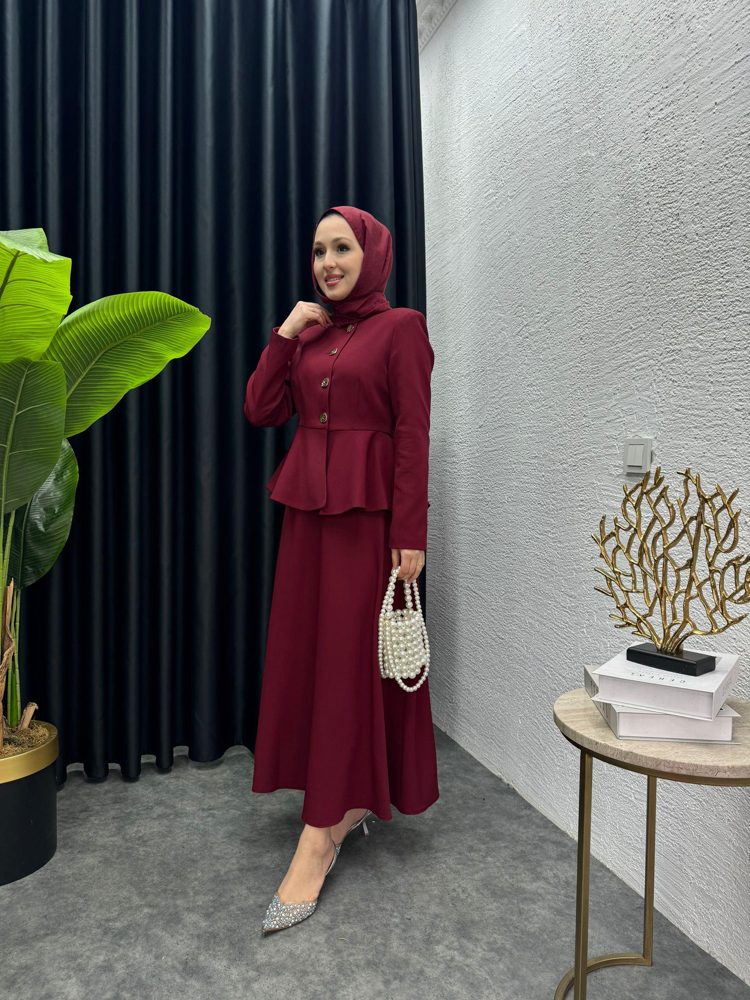 Bel Detaylı Krep Etekli Takım Bordo