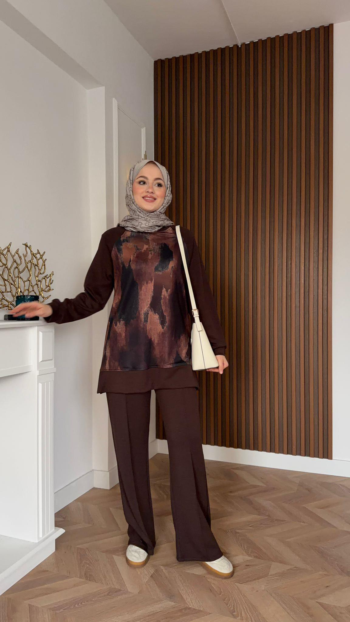 Efil Printed 2-Piece Set Brown