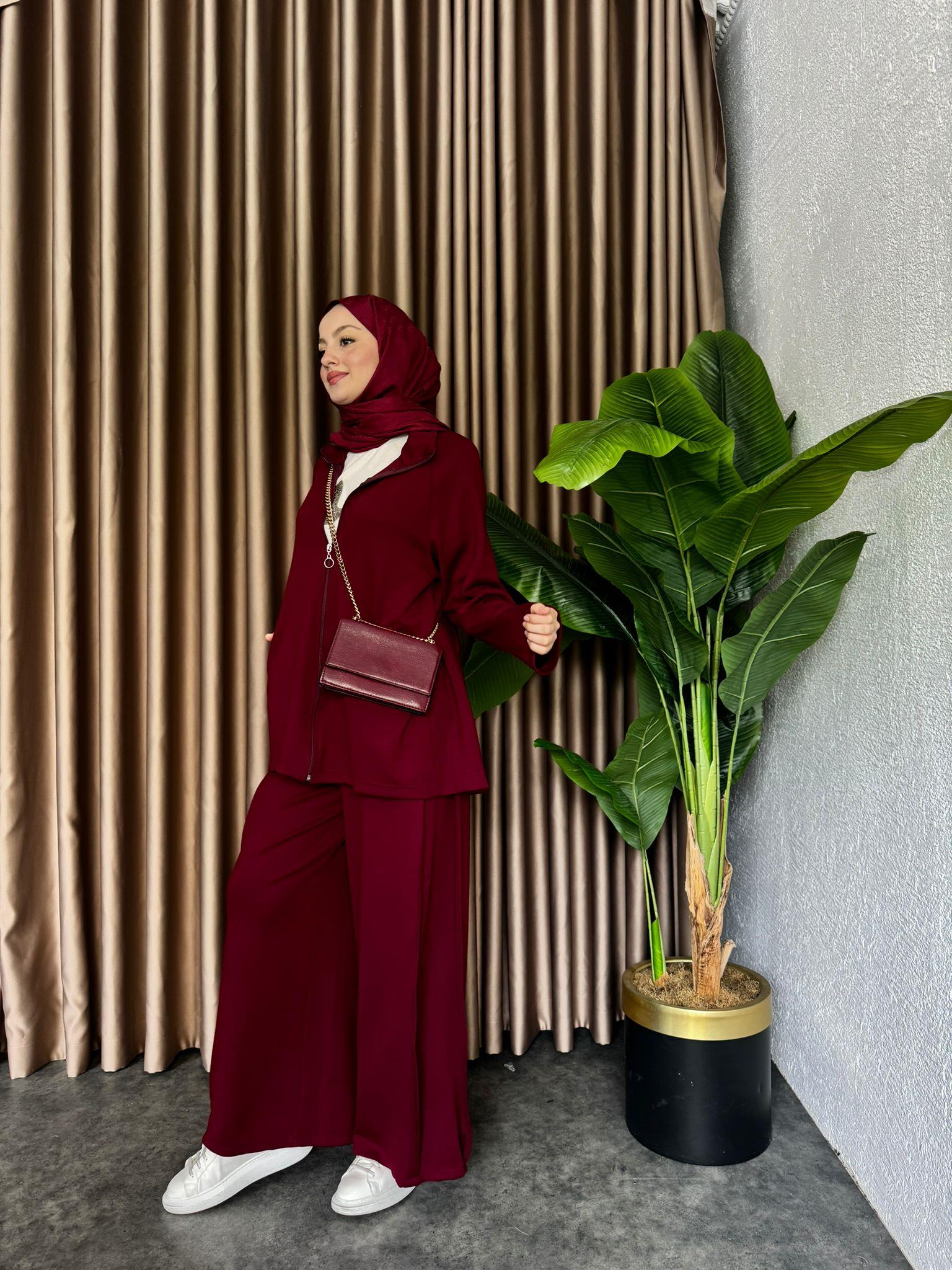Zippered Oysh 2-Piece Set Burgundy