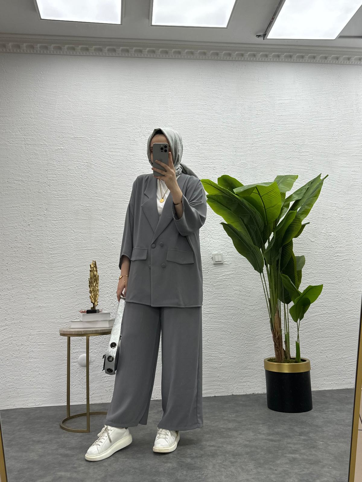 Kruvaze Crepe 2-Piece Set Grey