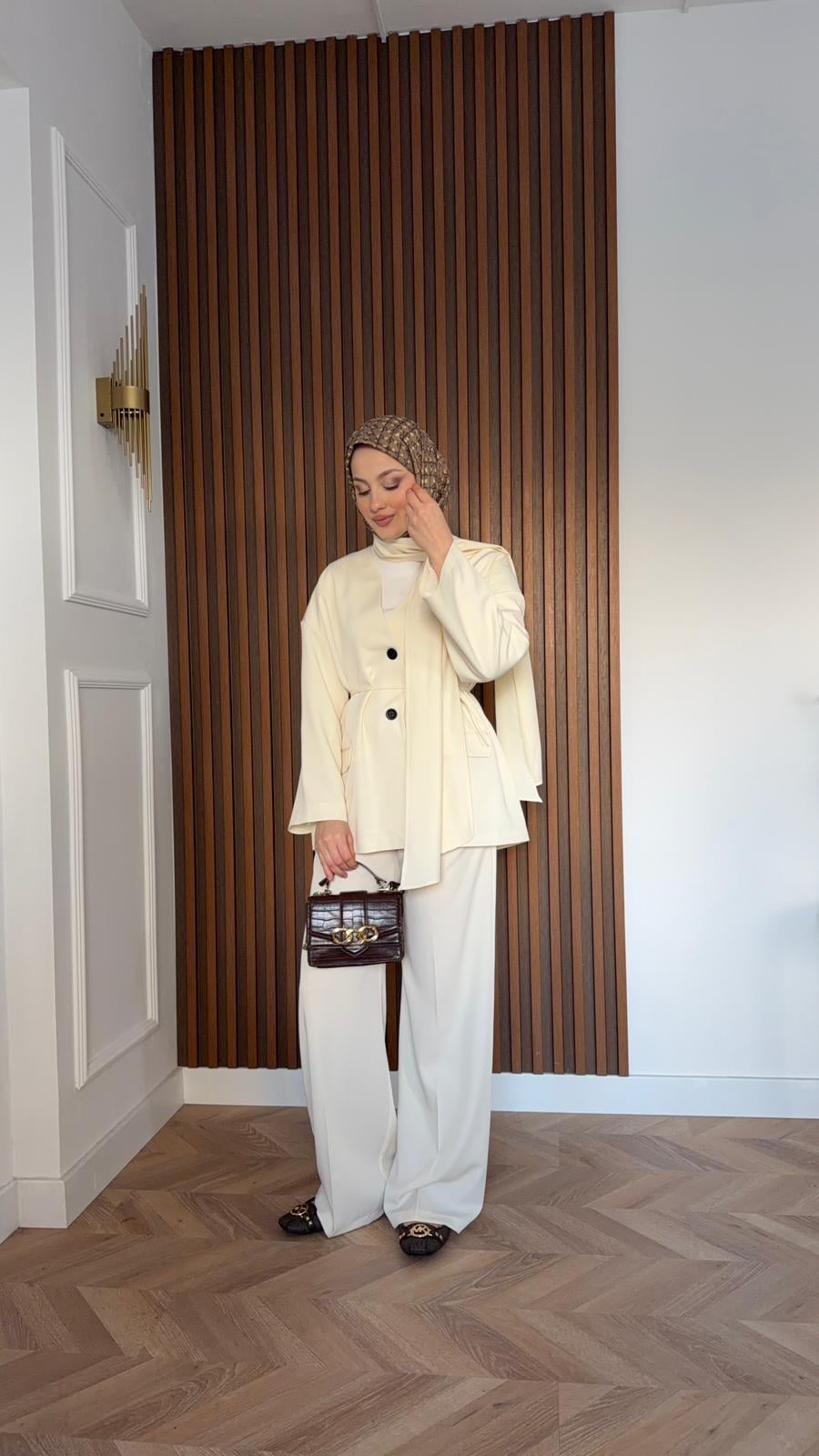 Laura Foulard Jacket 2-Piece Set Ecru