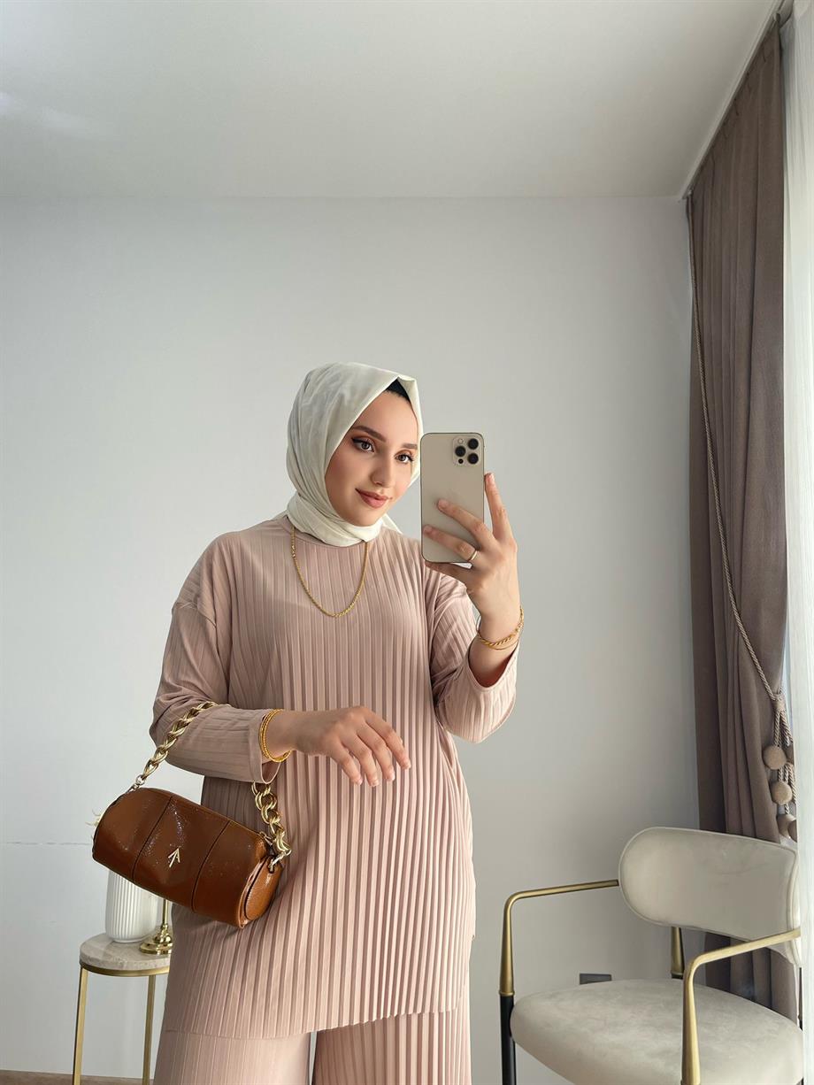 MEYSADESIGN PANTOLON TAKIM Piliseli Pantolonlu Tesettür Takım Krem