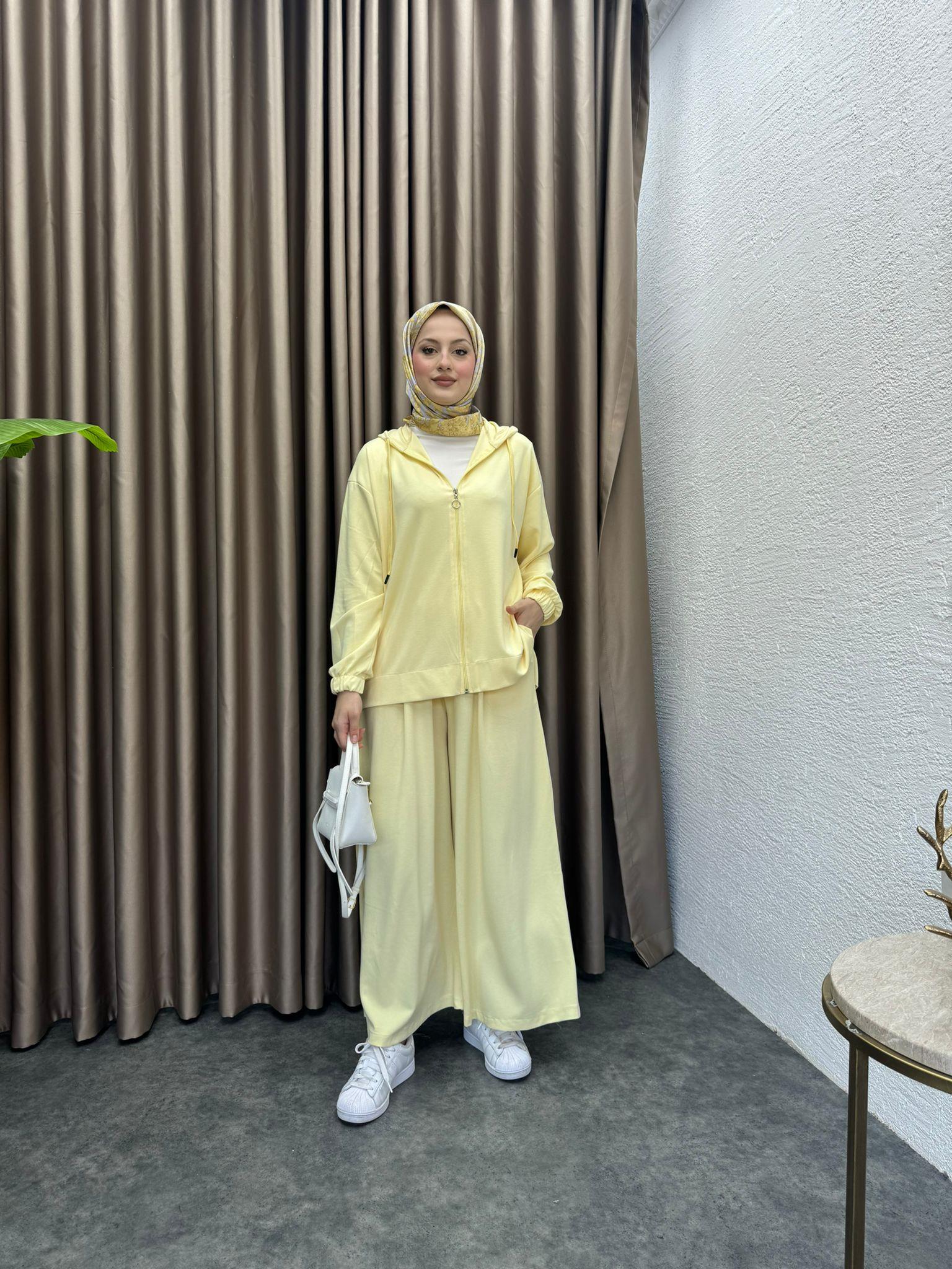 Sabrina Oysshoo 2-Piece Set Yellow