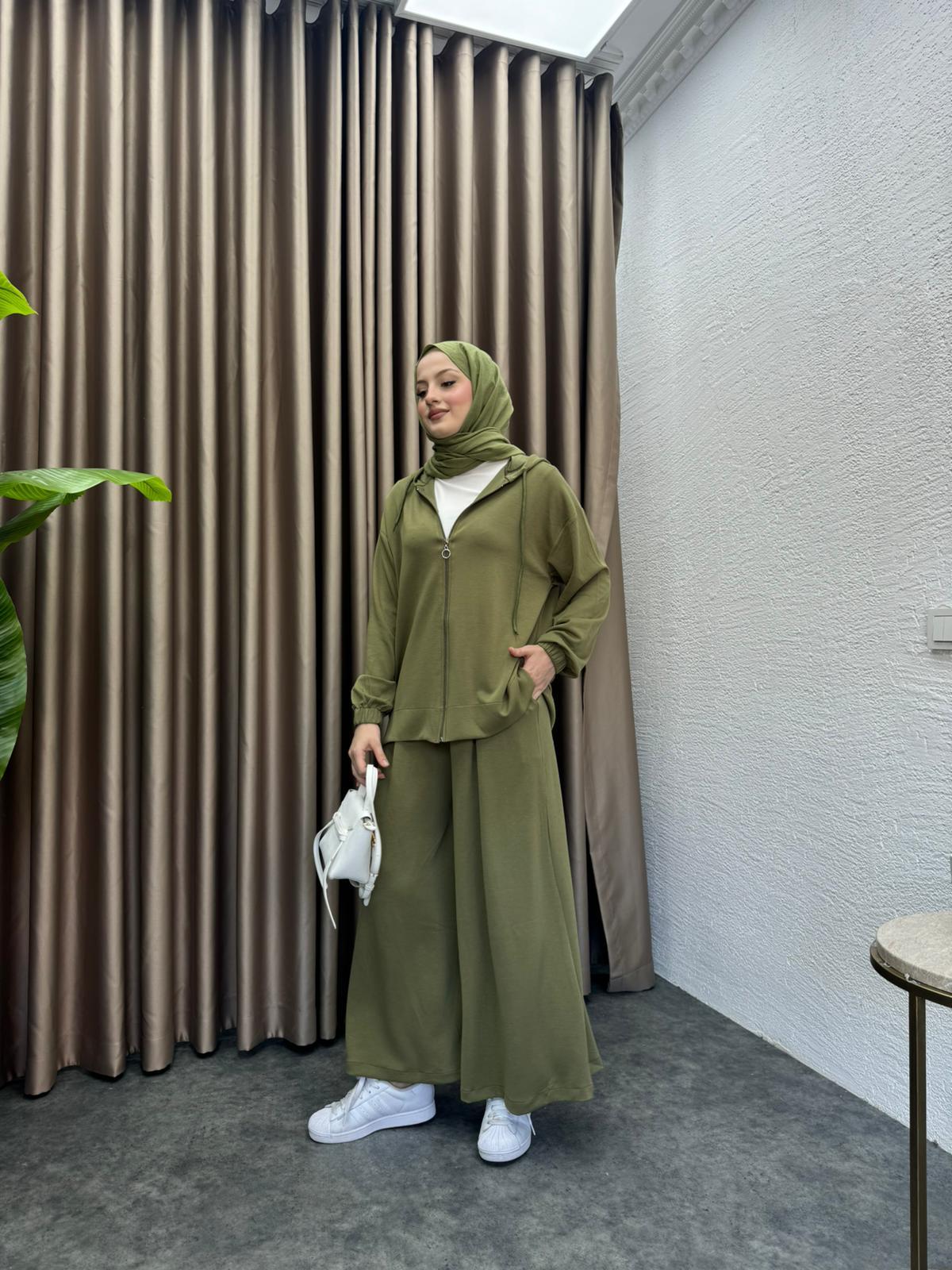Sabrina Oysshoo 2-Piece Set Khaki