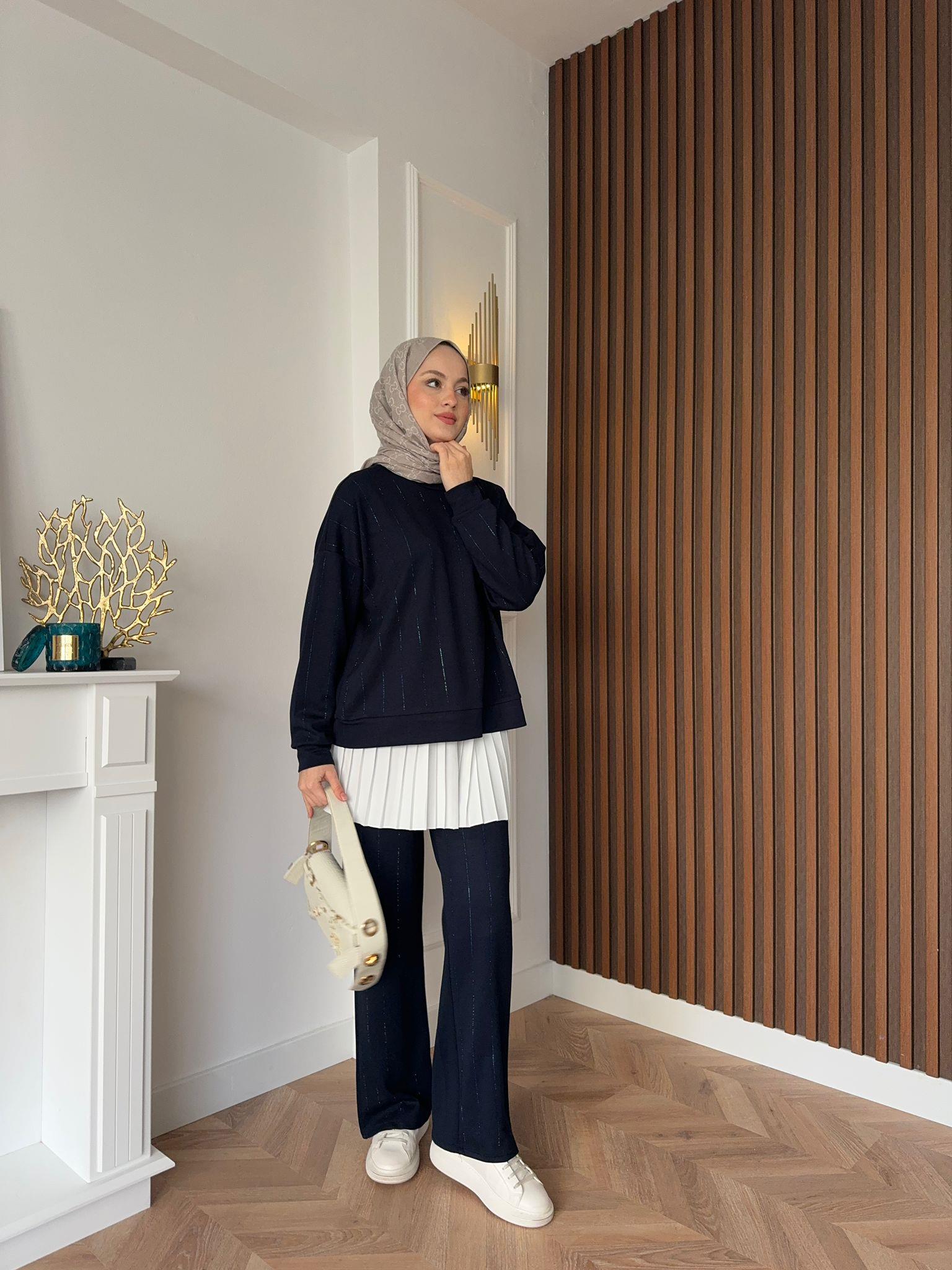 Sport Embellished Oysh 2-Piece Set Navy