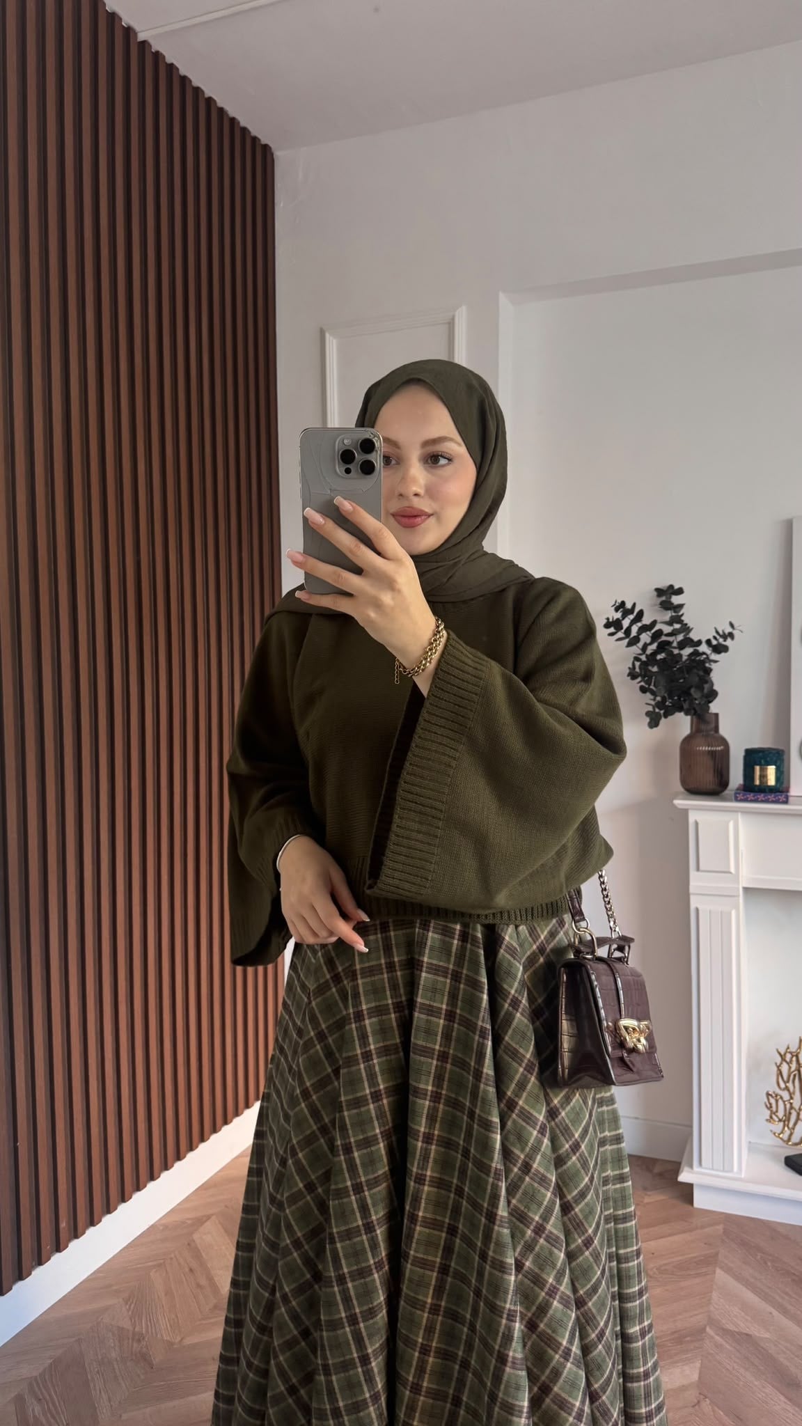 MEYSADESIGN TESETTÜR TRİKO Crop Etek Üstü Kazak Haki