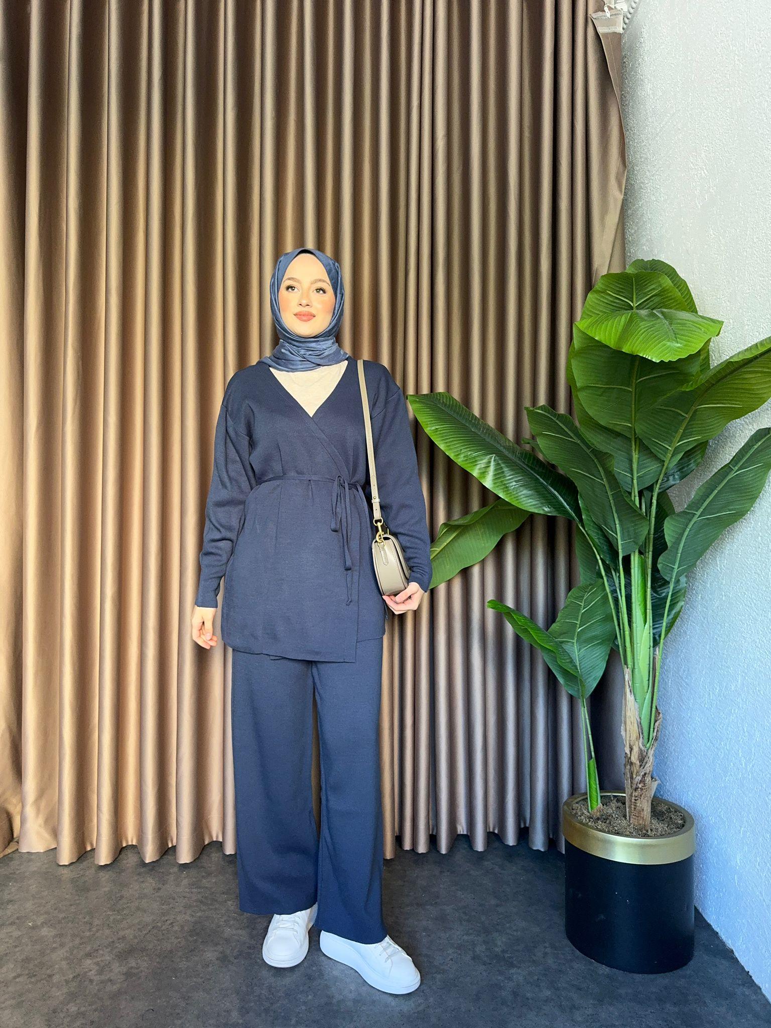 Kruvaze Knit 2-Piece Set Navy