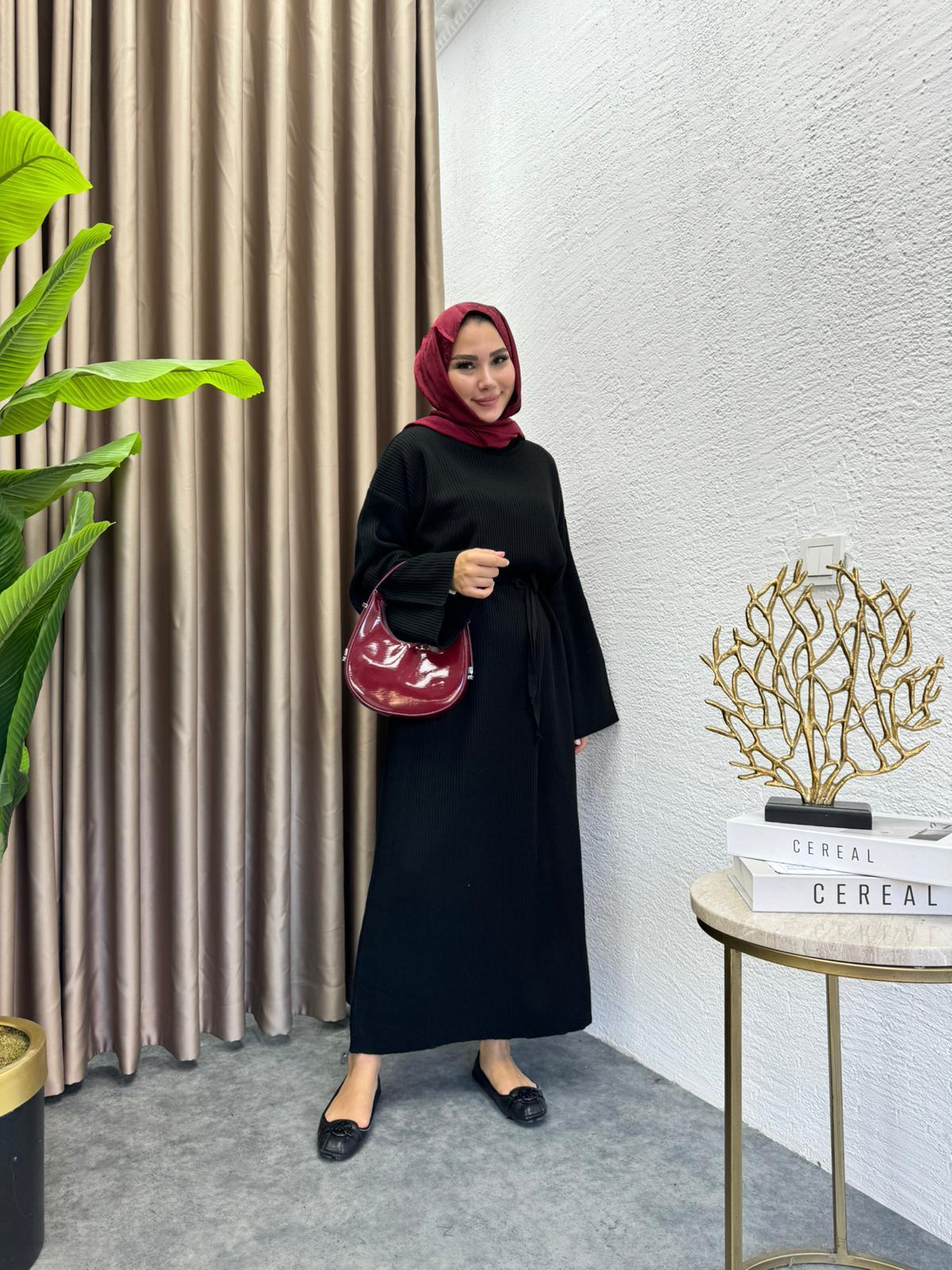 Sara Belted Knit Dress Black