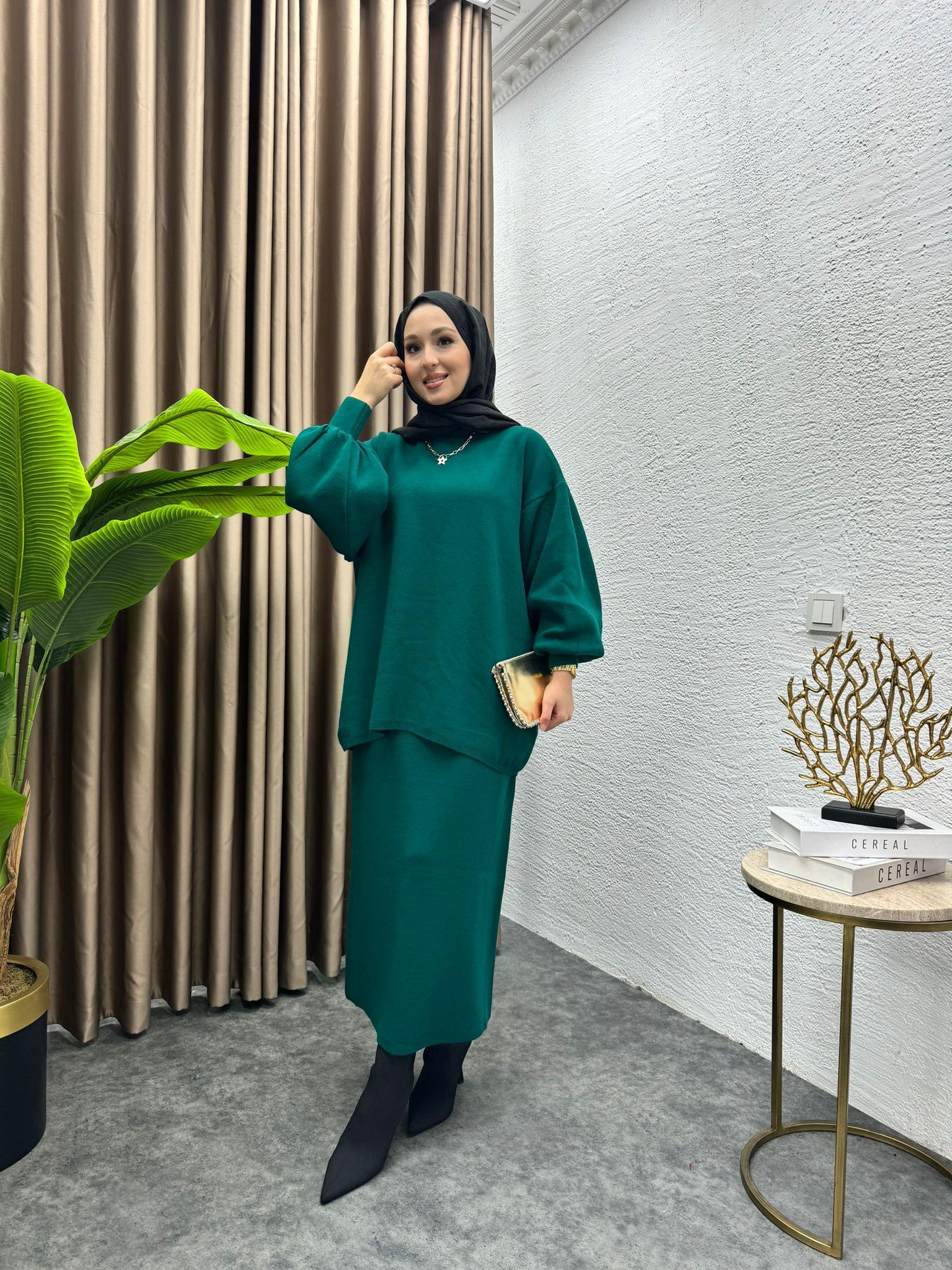 Lady Knit Skirt Set Emerald Green