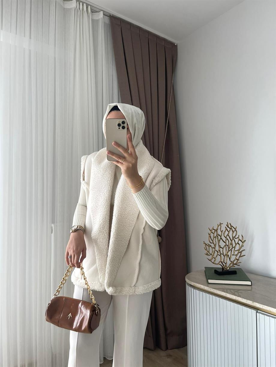 Süet Kürklü Yelek Bej | Meysadesign | En Trend Kadın Giyim Mağazası | Yeni  Sezonda Modern Güçlü ve Minimal - Bu Aya Özel Fiyatlar