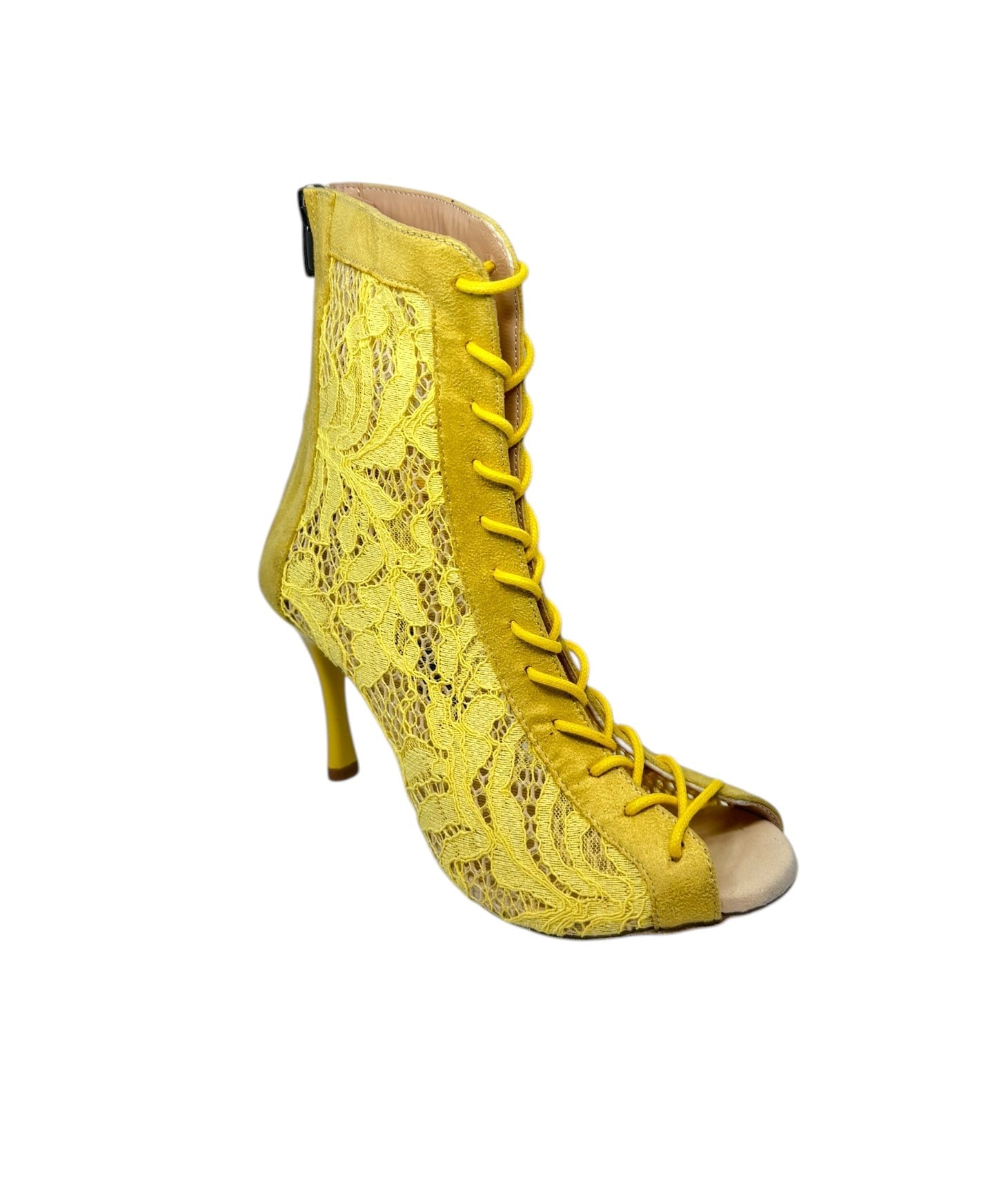 SARI KADIN DANS AYAKKABISI