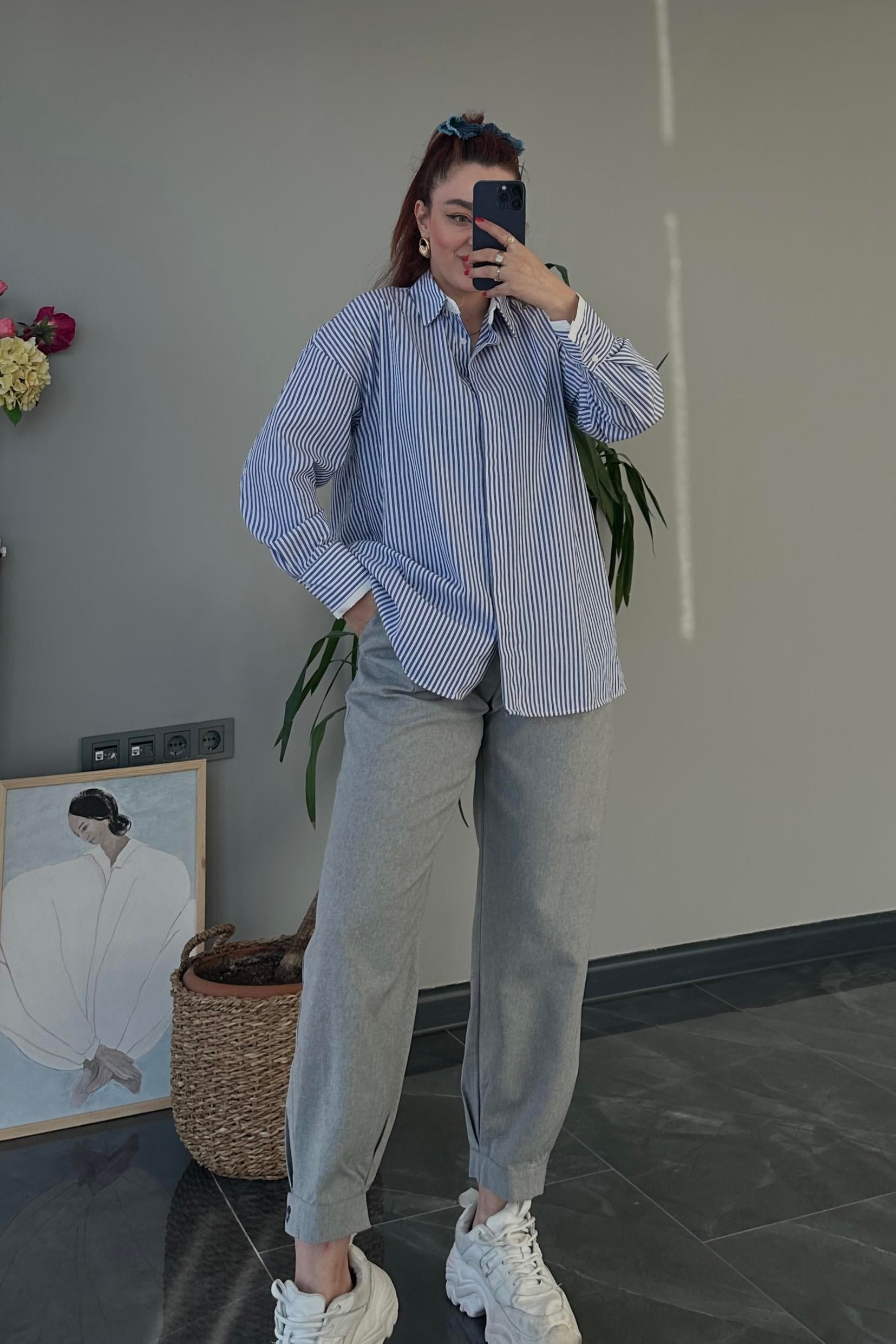 Zara Model Mavi Çizgili Gömlek