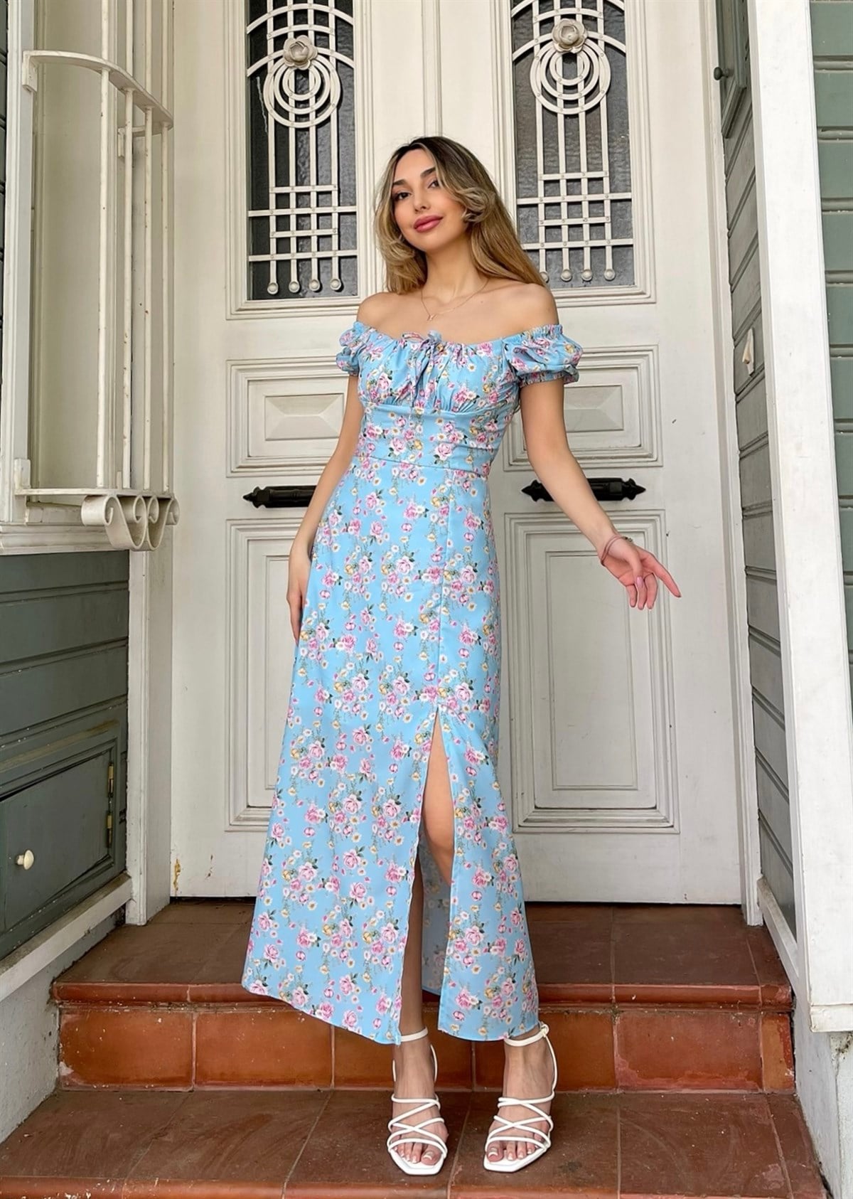 Yırtmaç Detay Çiçekli Flowery Elbise mavi