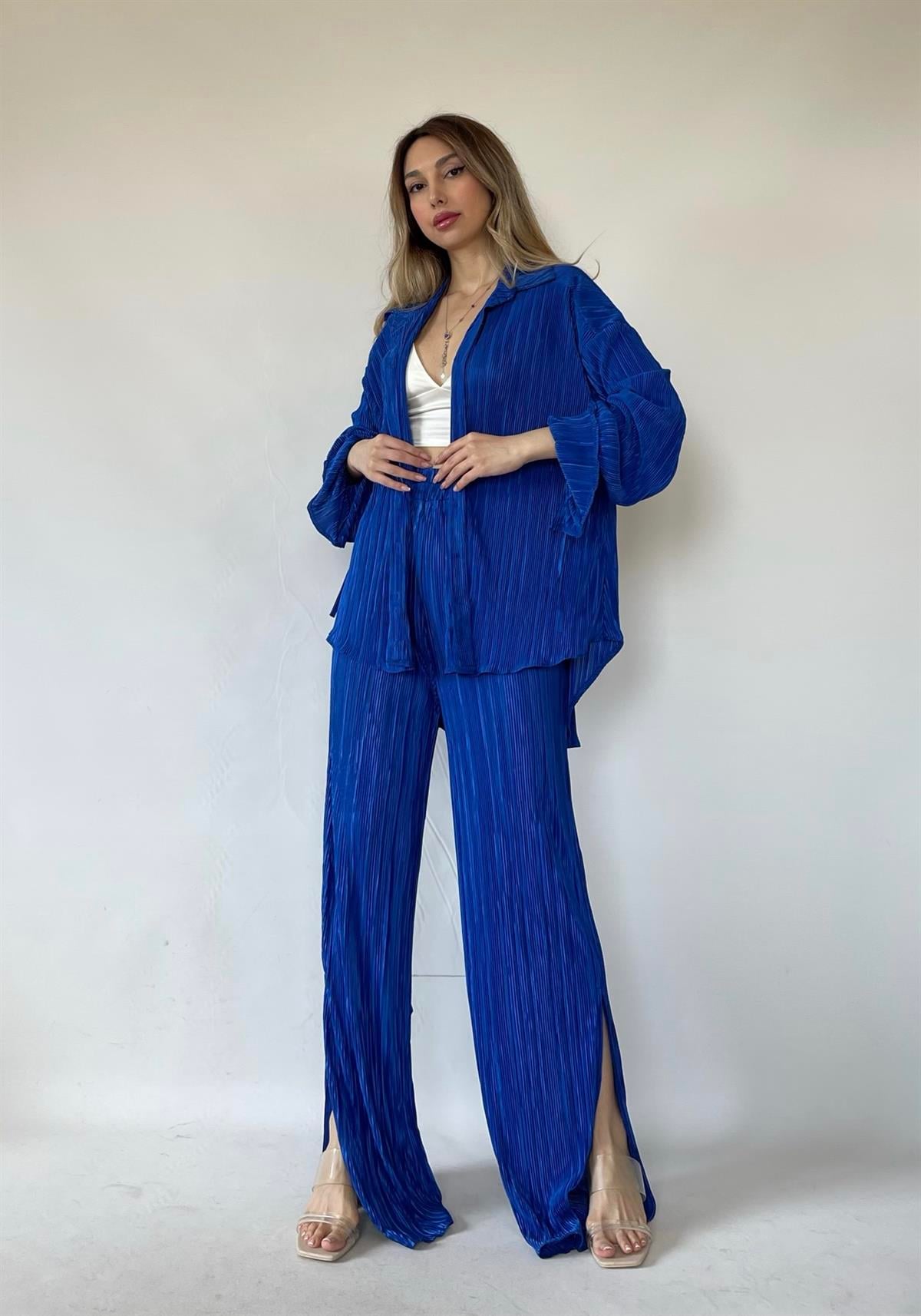 Becca Krinkıl Takım Saks Mavi