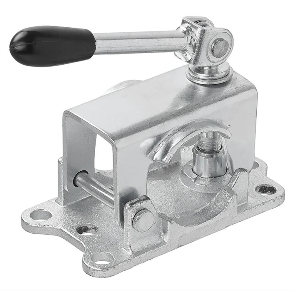 Römork & Karavan Destek Tekerleği Kelepçesi - Mafsallı - 6 Delikli - 48 mm